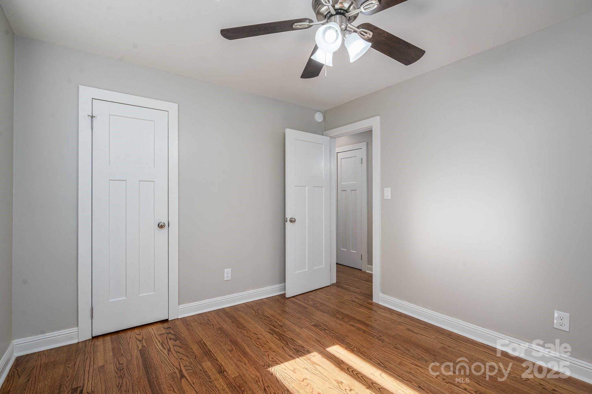 692 S Pink Street Property Photo 19