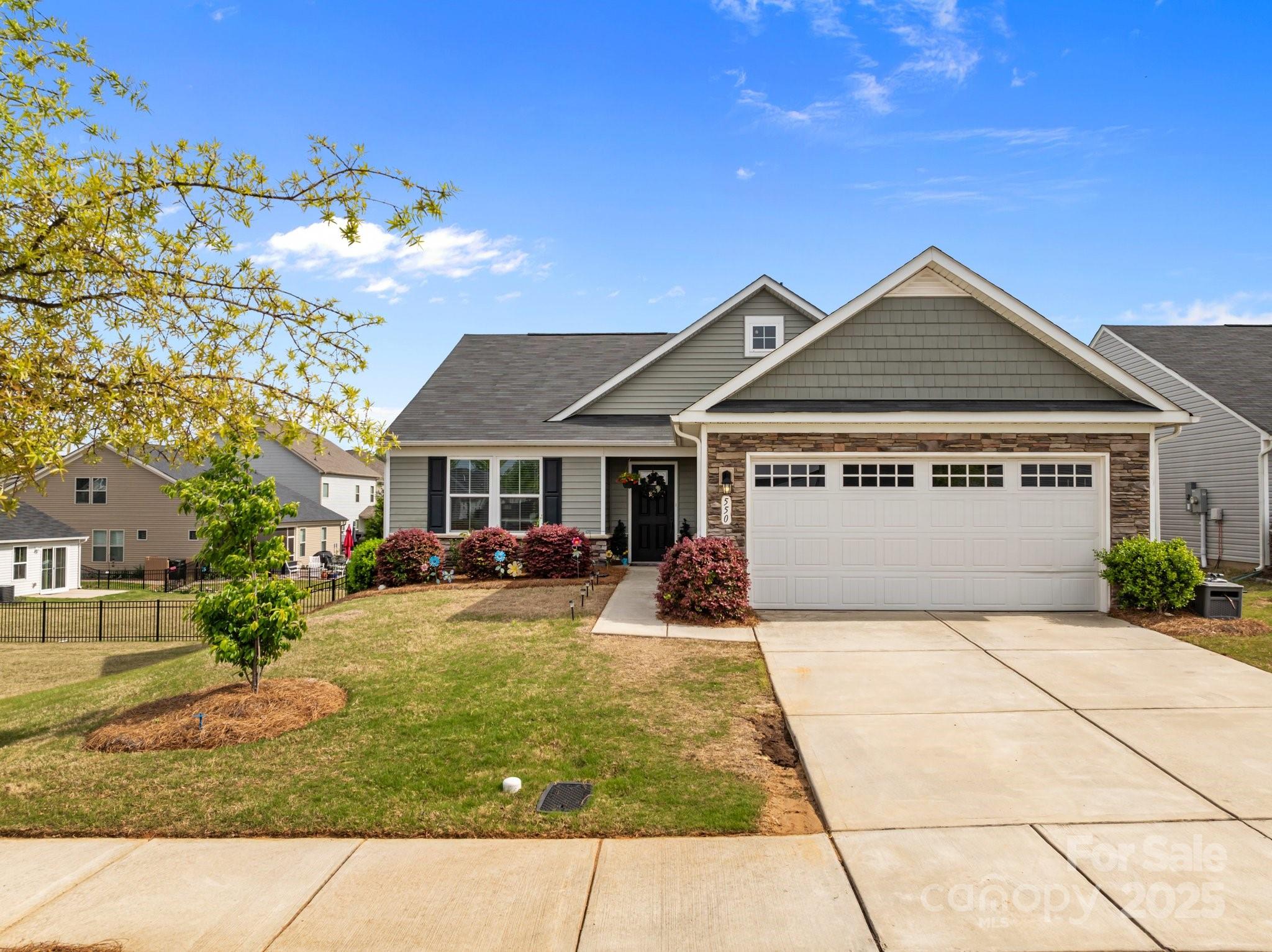 550 Cherry Blossom Avenue Property Photo