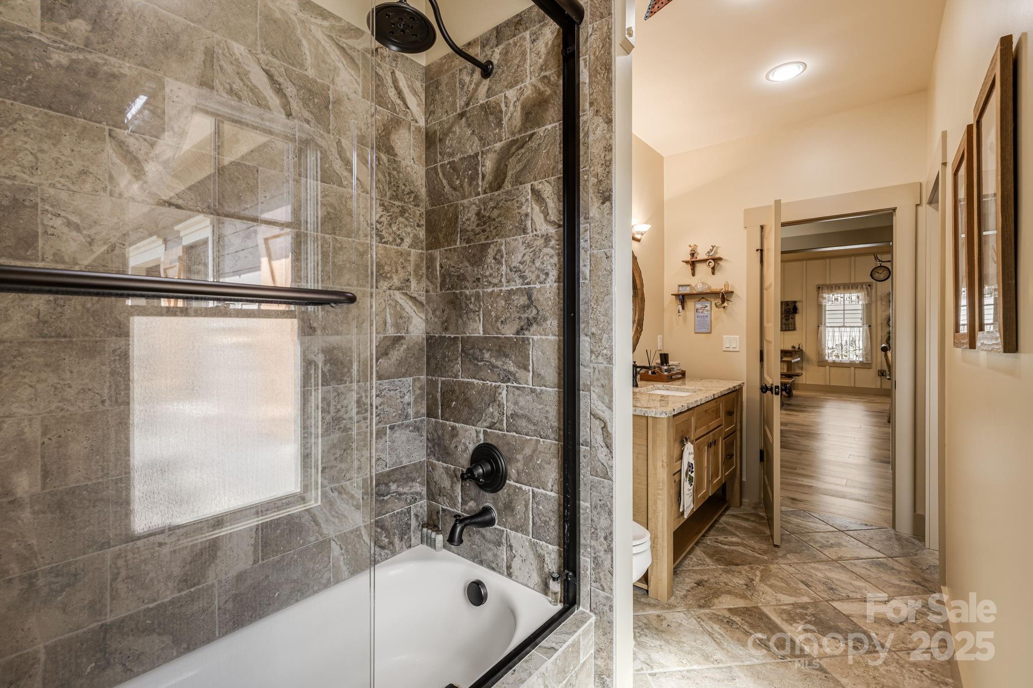 36 Chimney Stone Way Property Photo 18