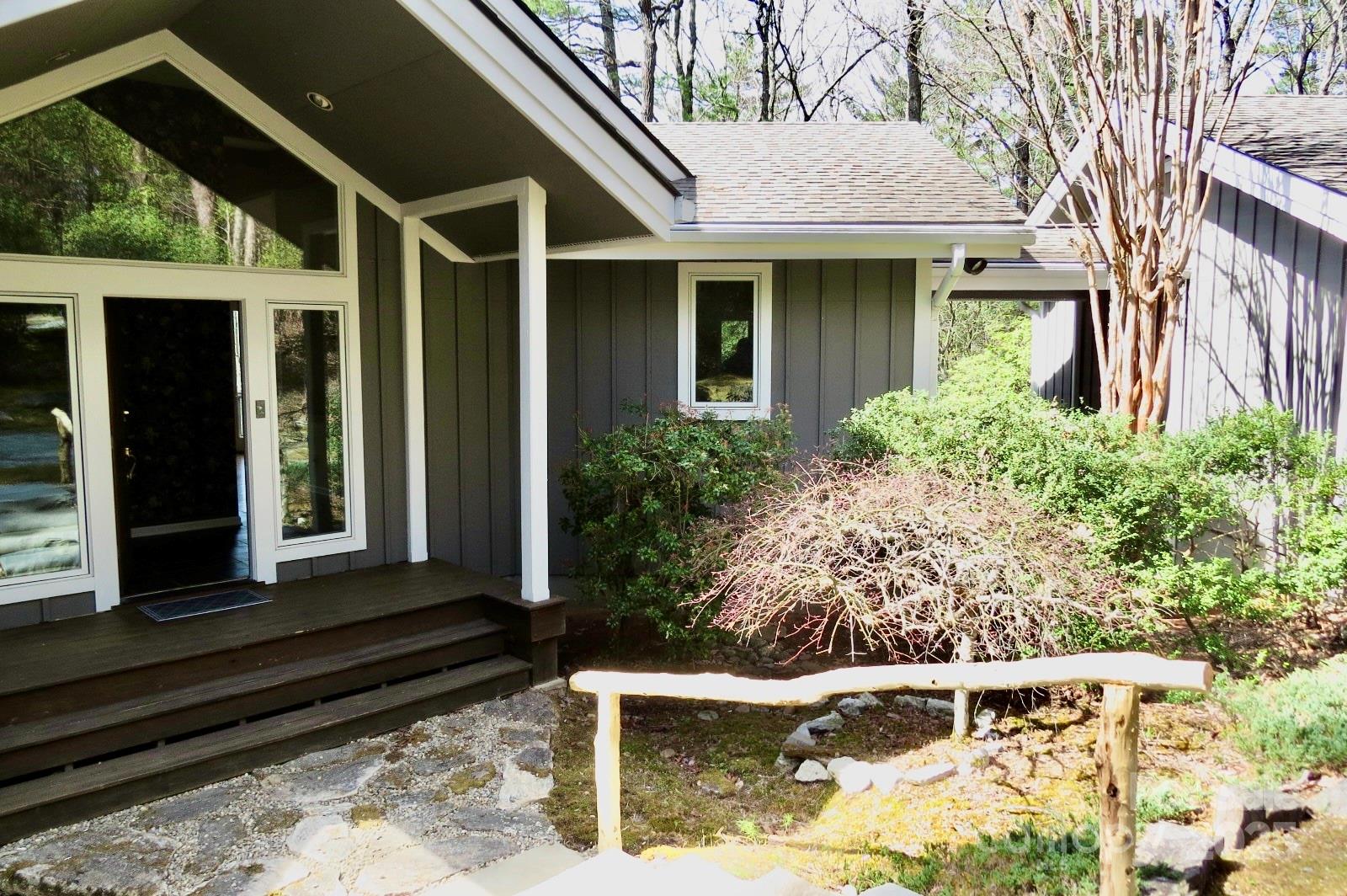422 Lakeside Drive L015, L016 Property Photo 5
