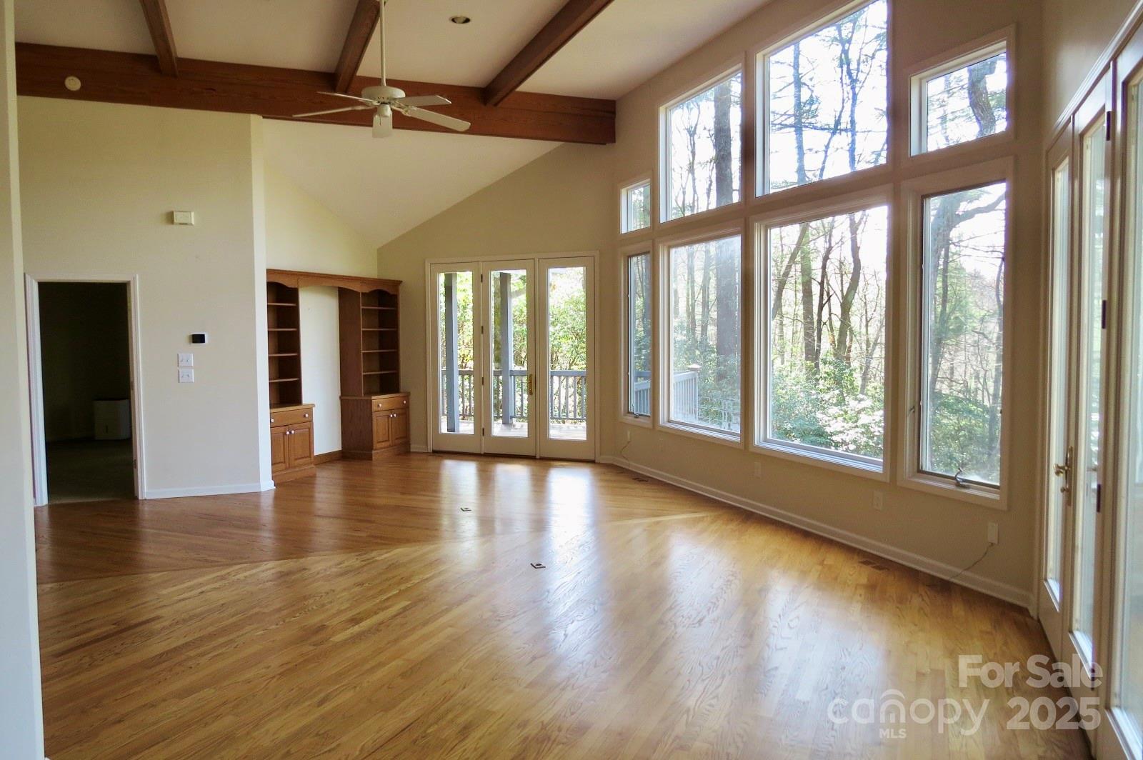 422 Lakeside Drive L015, L016 Property Photo 9