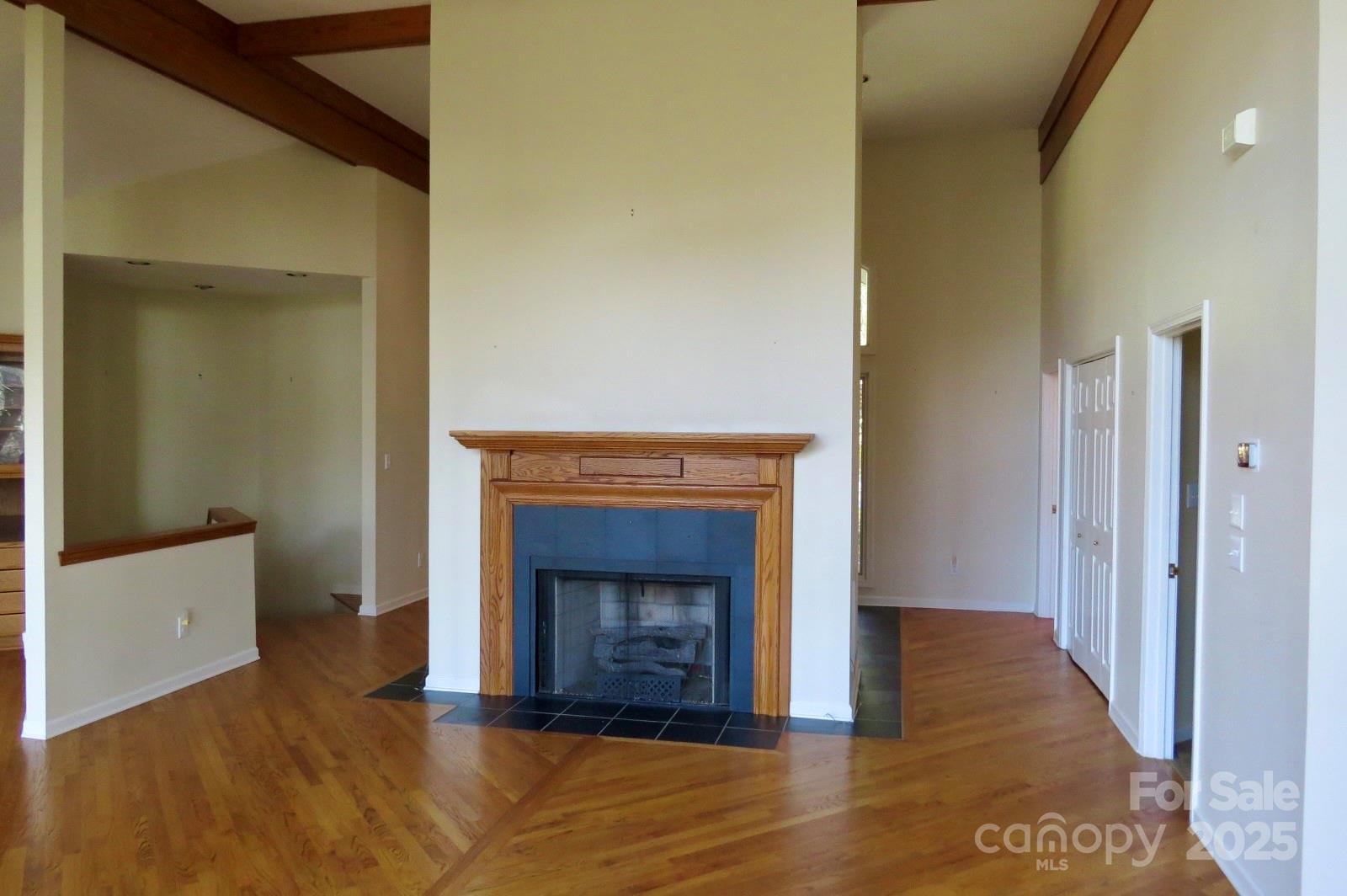 422 Lakeside Drive L015, L016 Property Photo 12