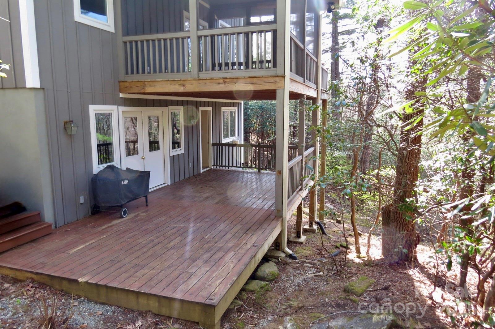 422 Lakeside Drive L015, L016 Property Photo 37