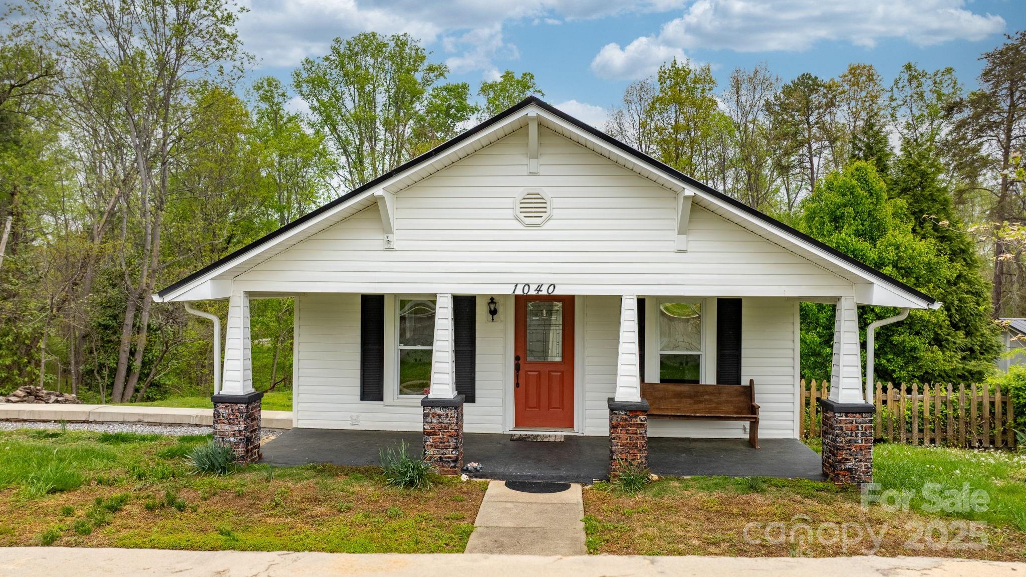 1040 Orchard Street Property Photo
