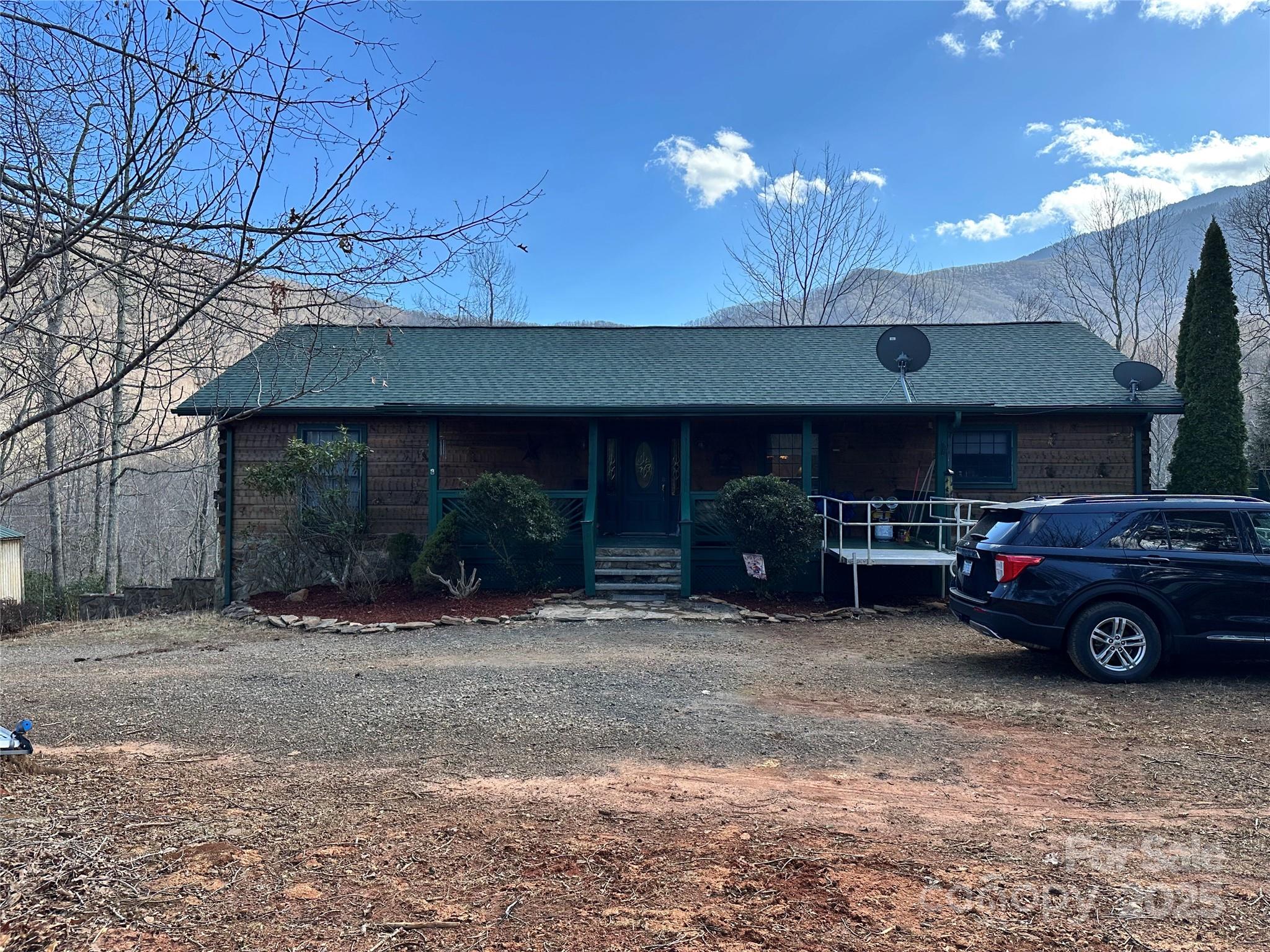 211 Cherry Hollow Road Property Photo