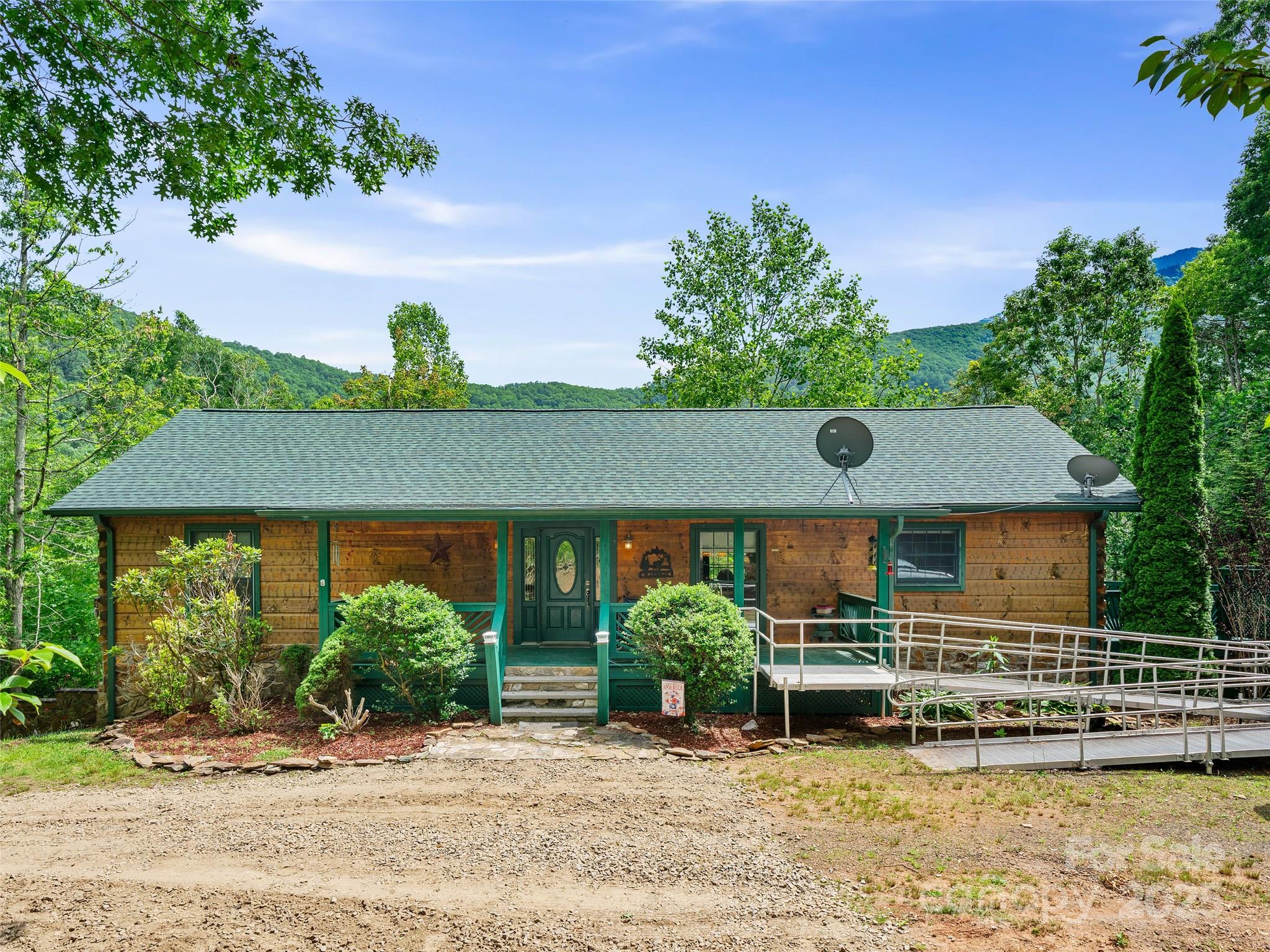 211 Cherry Hollow Road Property Photo 1