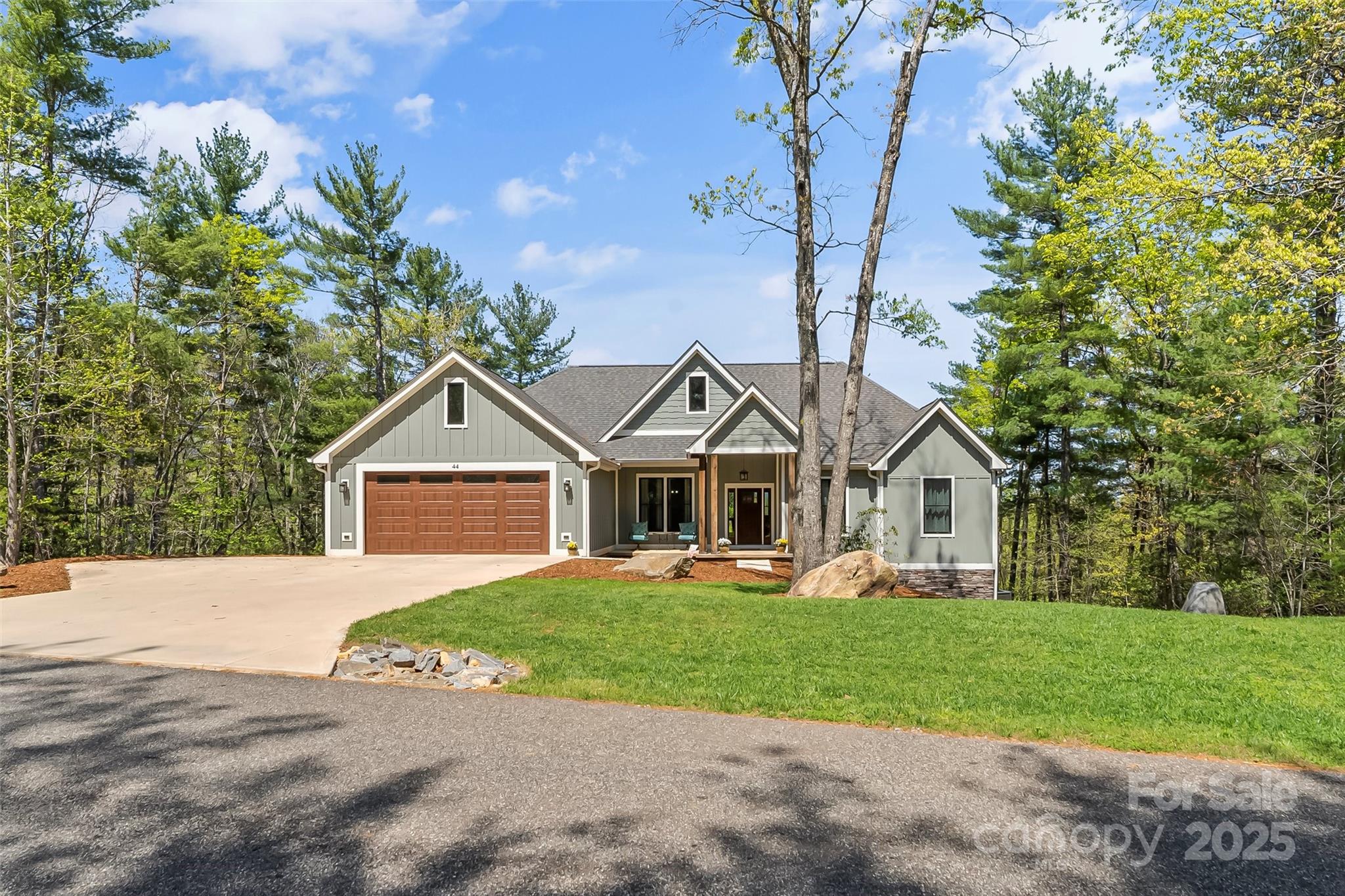 44 Sycamore Drive Property Photo