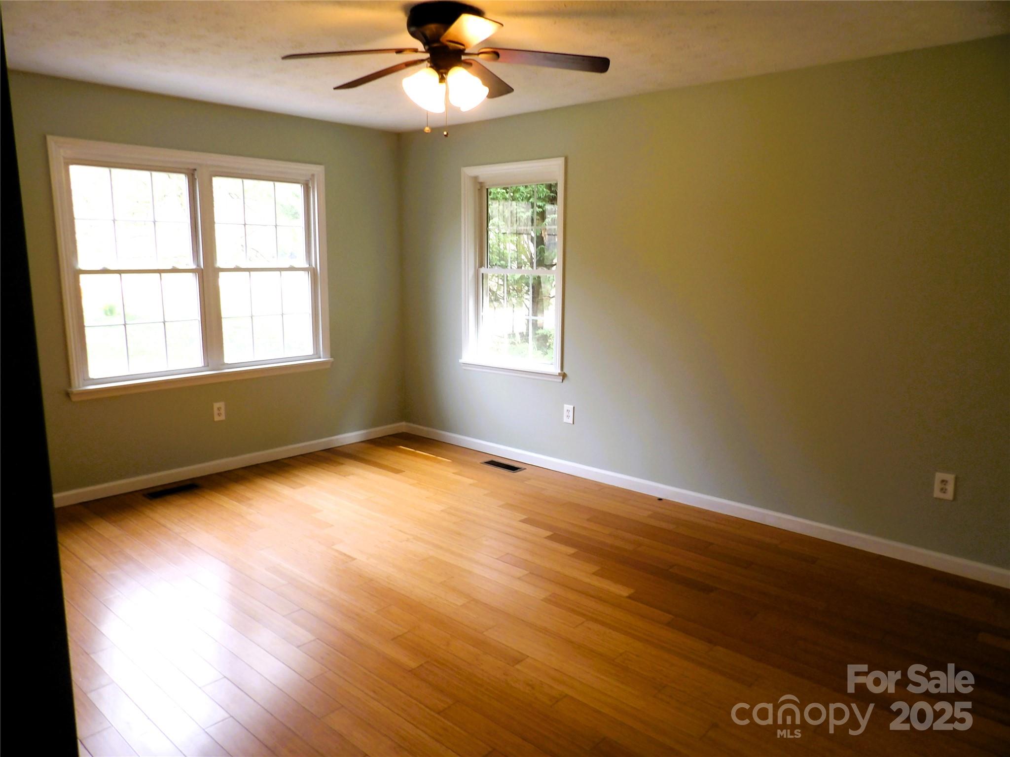 106 Pinetree Drive Property Photo 8