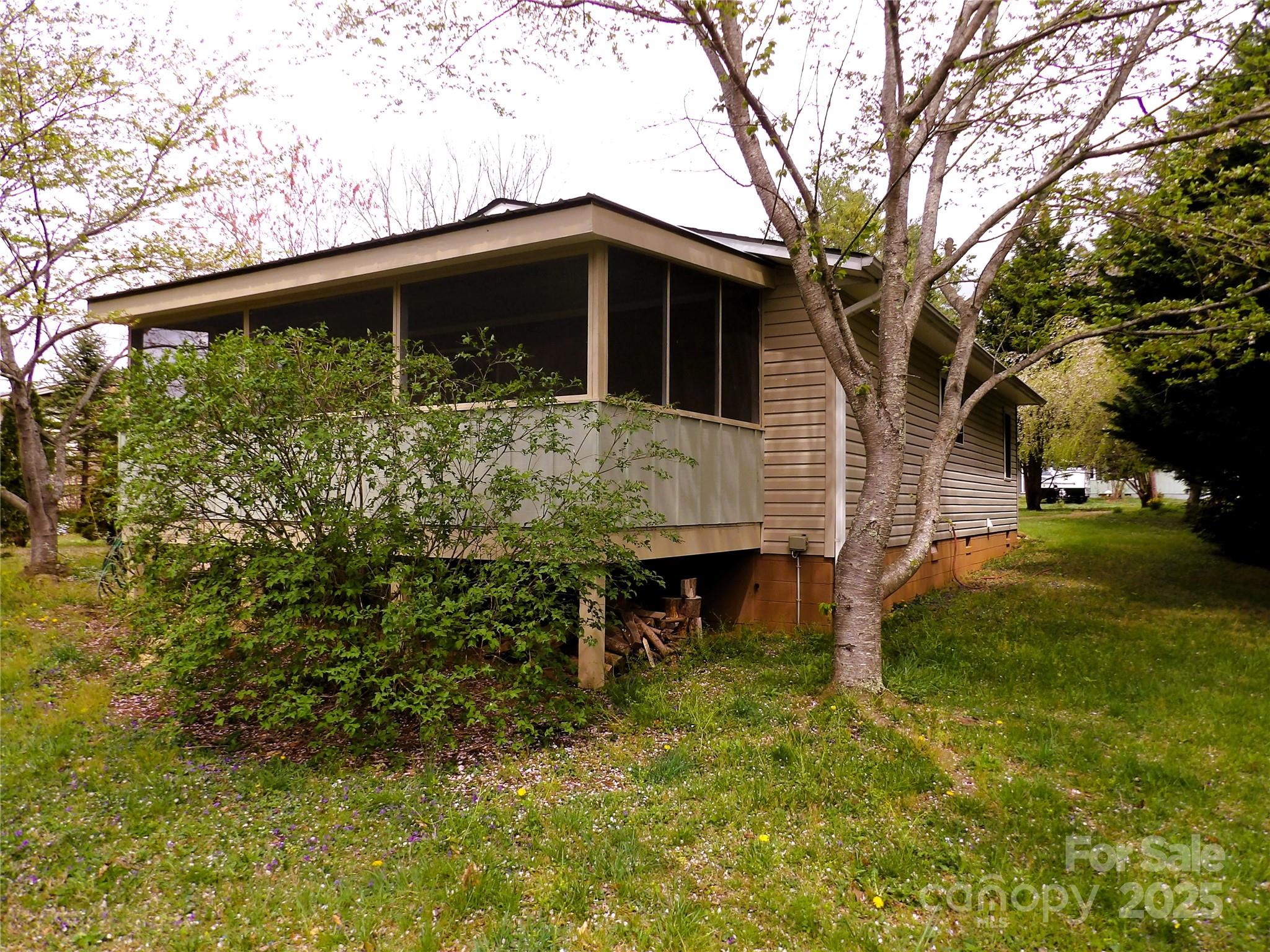 106 Pinetree Drive Property Photo 21
