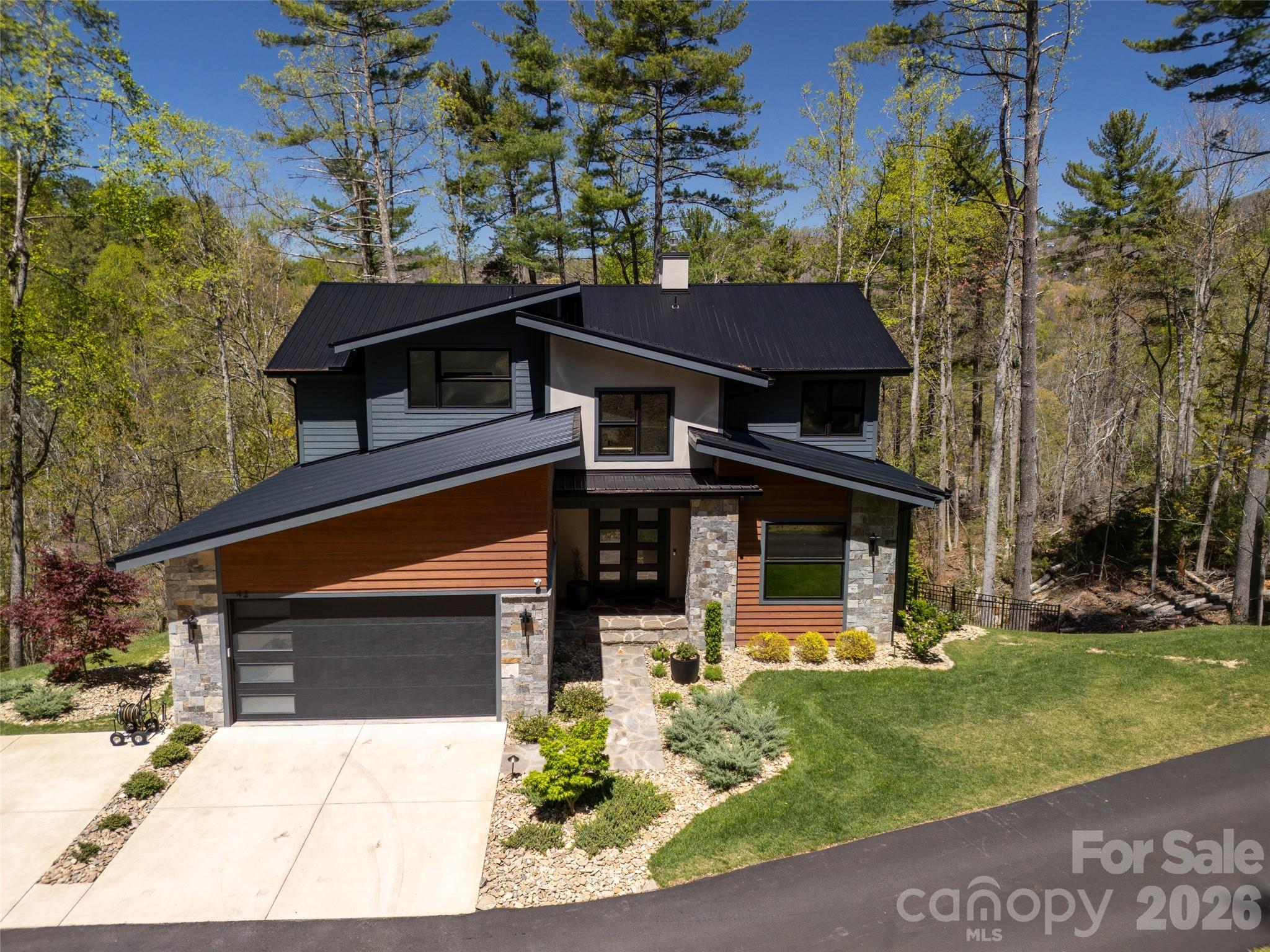 42 Spring Cove Road Property Photo 1