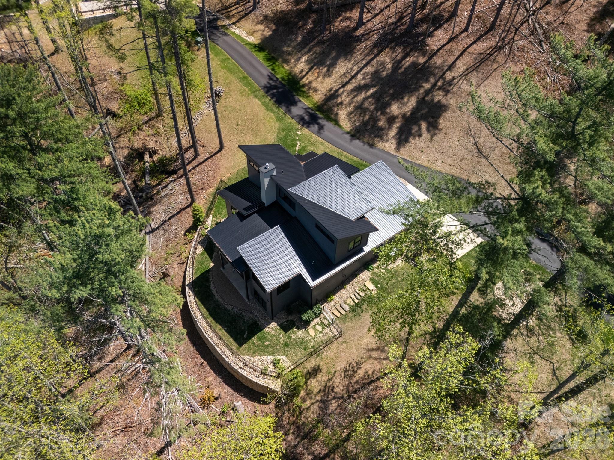 42 Spring Cove Road Property Photo 8