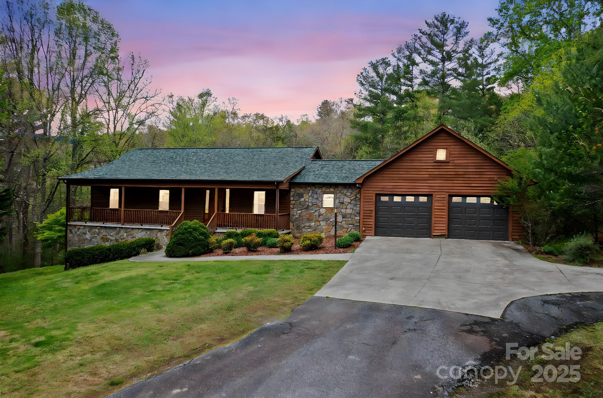 3015 Blowing Rock Boulevard Property Photo