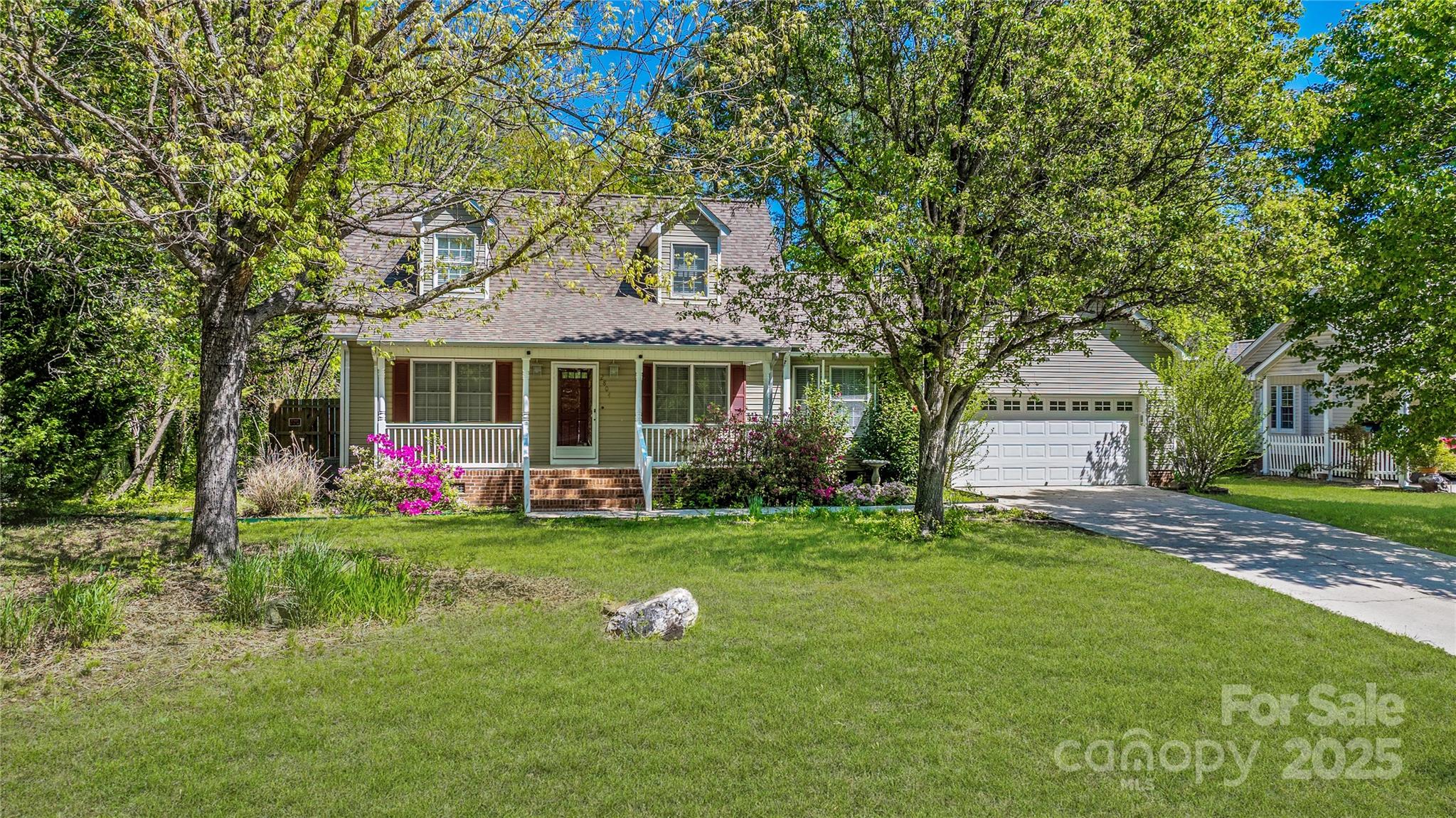 2804 Lake Hill Court Property Photo