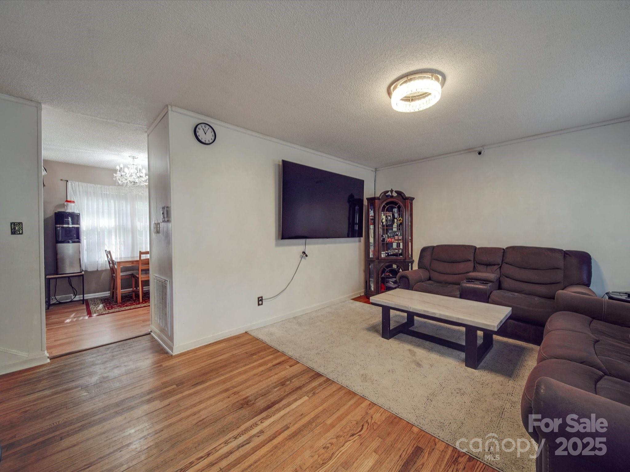 6820 Elm Forest Drive Property Photo 6
