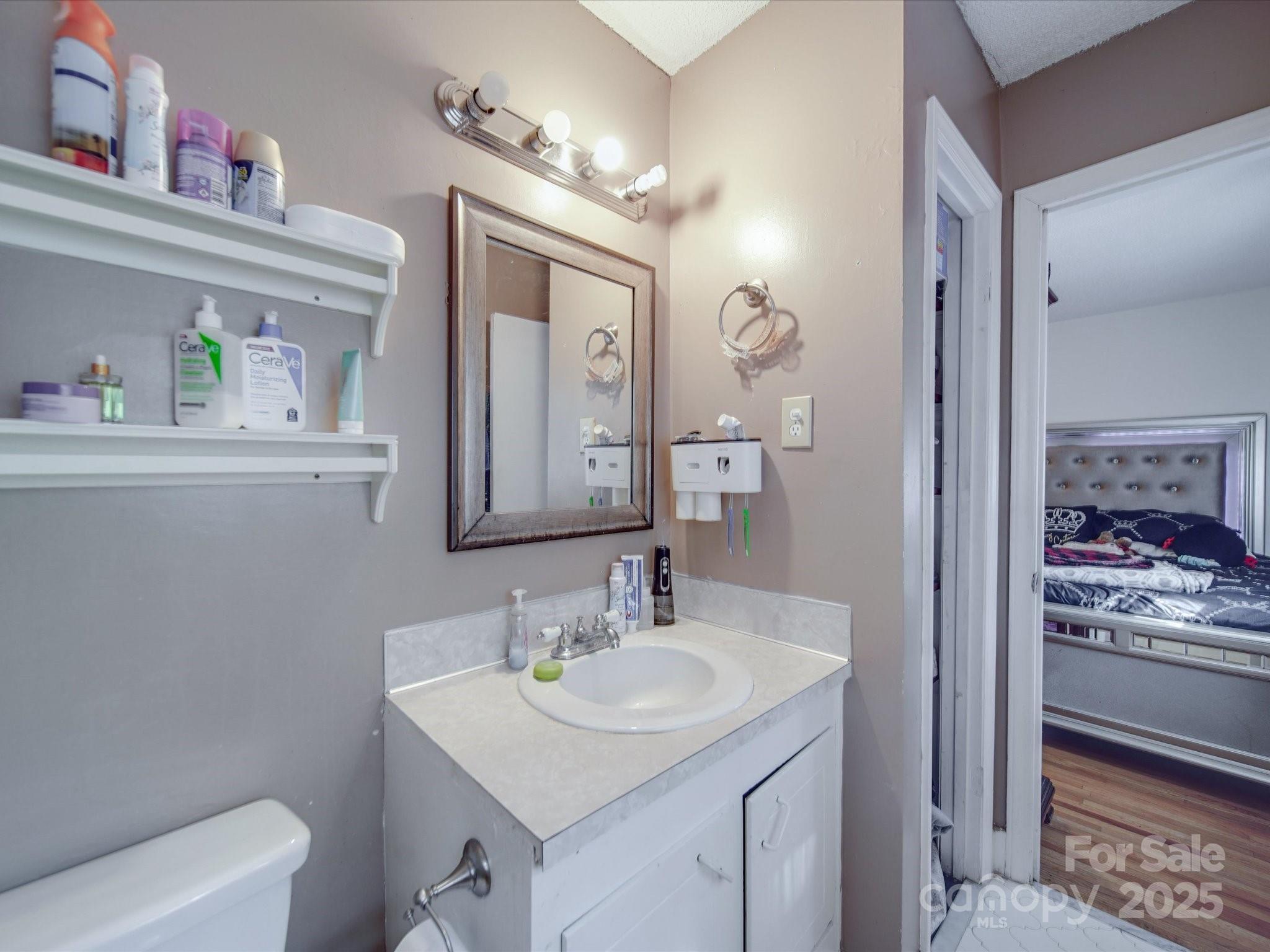 6820 Elm Forest Drive Property Photo 27