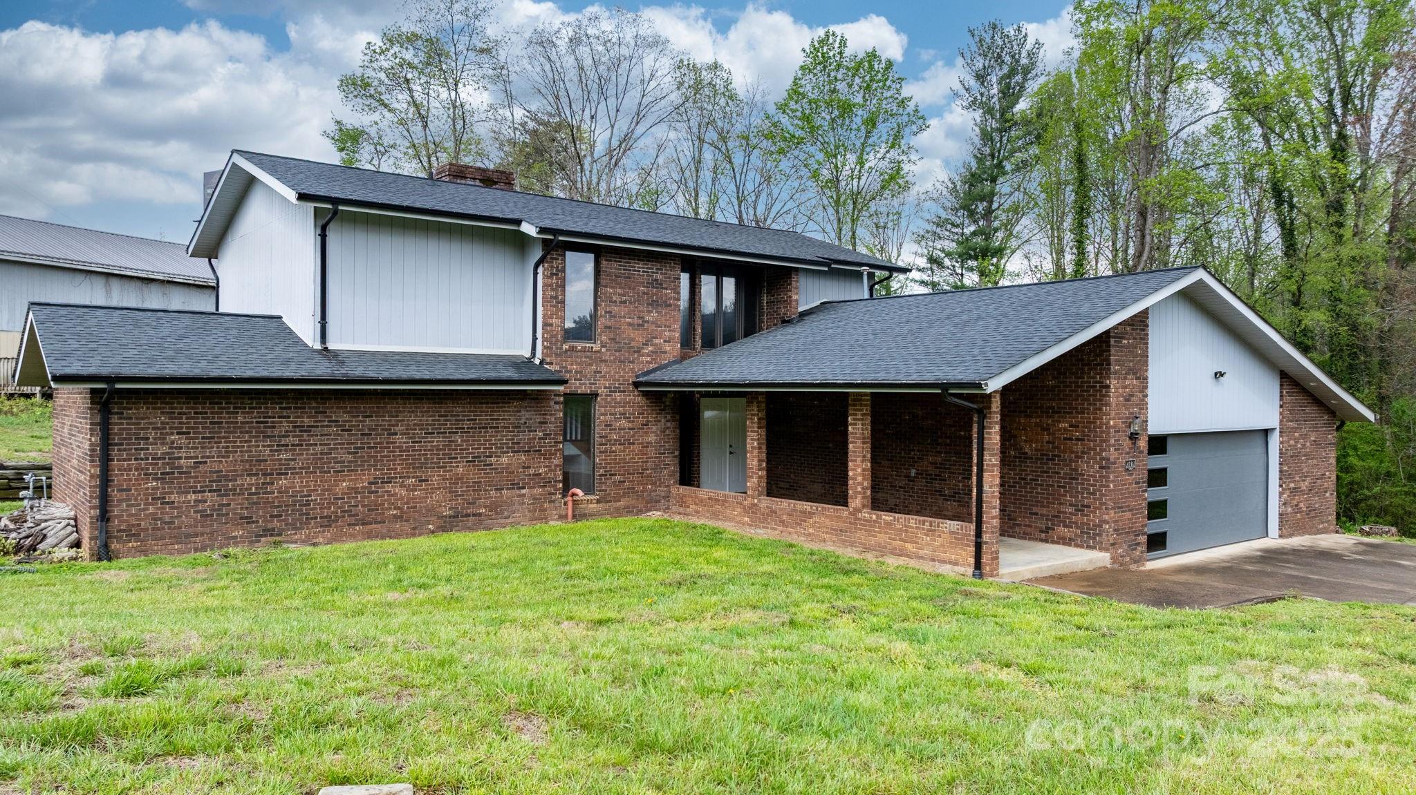 4101 Quarry Estates Road Property Photo