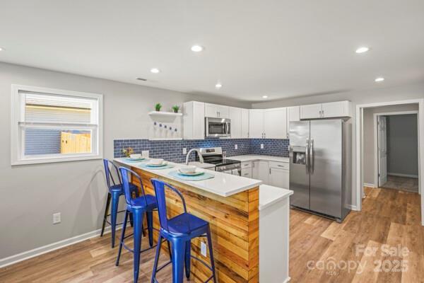 109 W Poplar Street Property Photo 3