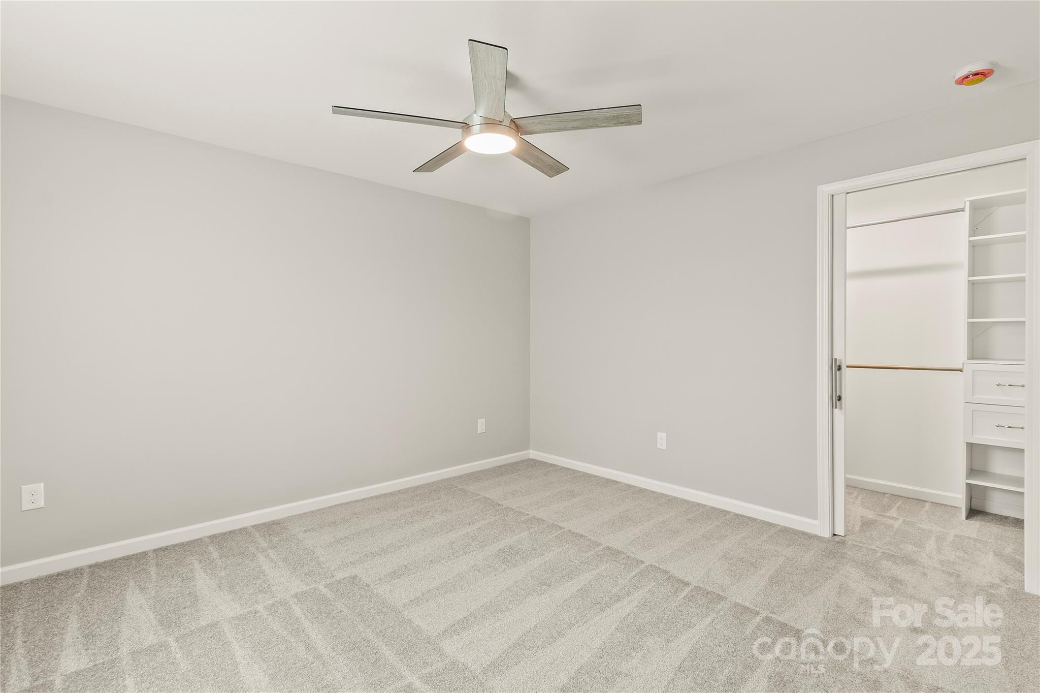 109 W Poplar Street Property Photo 20