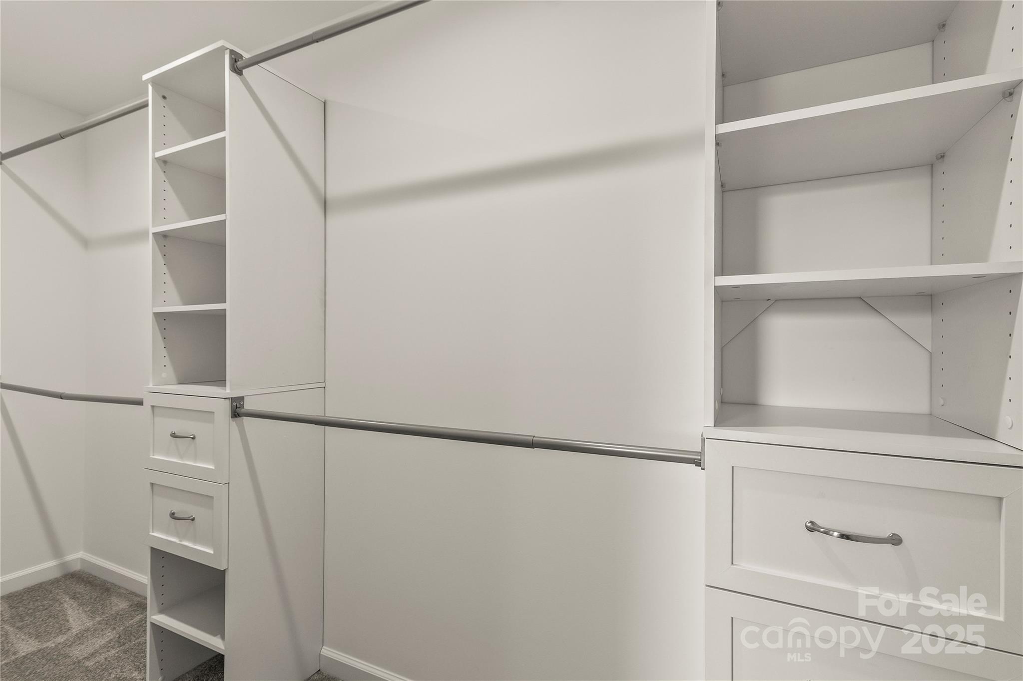 109 W Poplar Street Property Photo 27