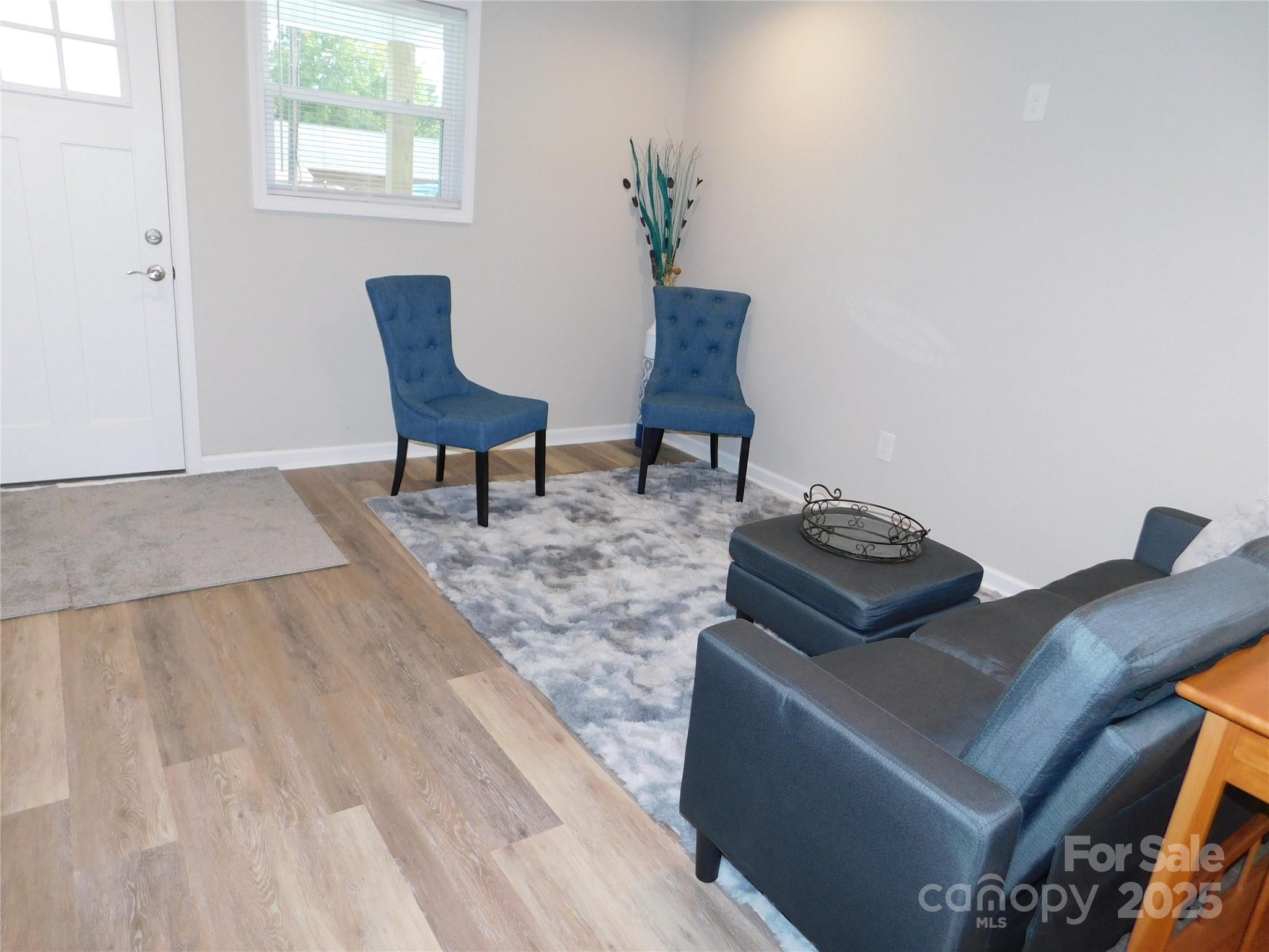 109 W Poplar Street Property Photo 42