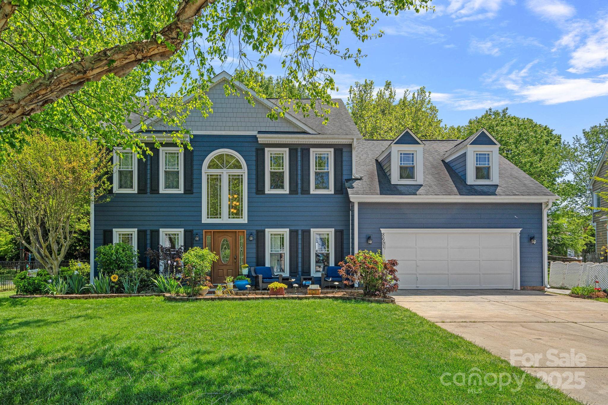 8651 Walsham Drive Property Photo