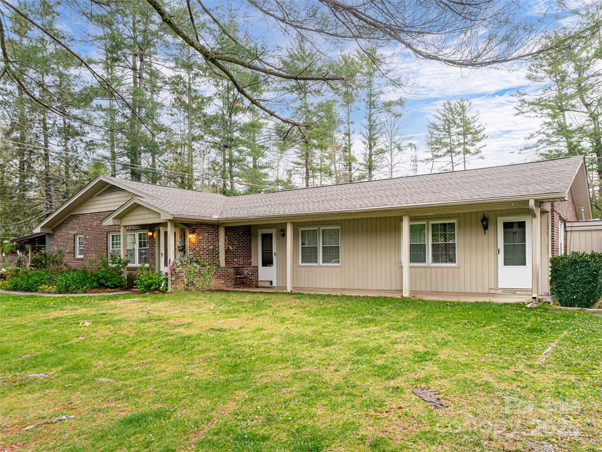 621 A,b,c & 623 Price Road Property Photo