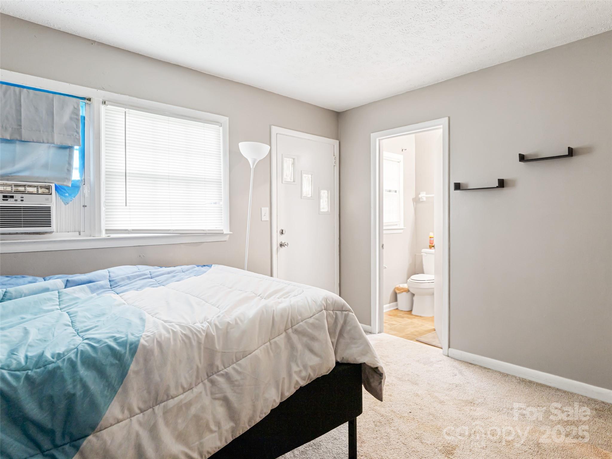 621 A,b,c & 623 Price Road Property Photo 6