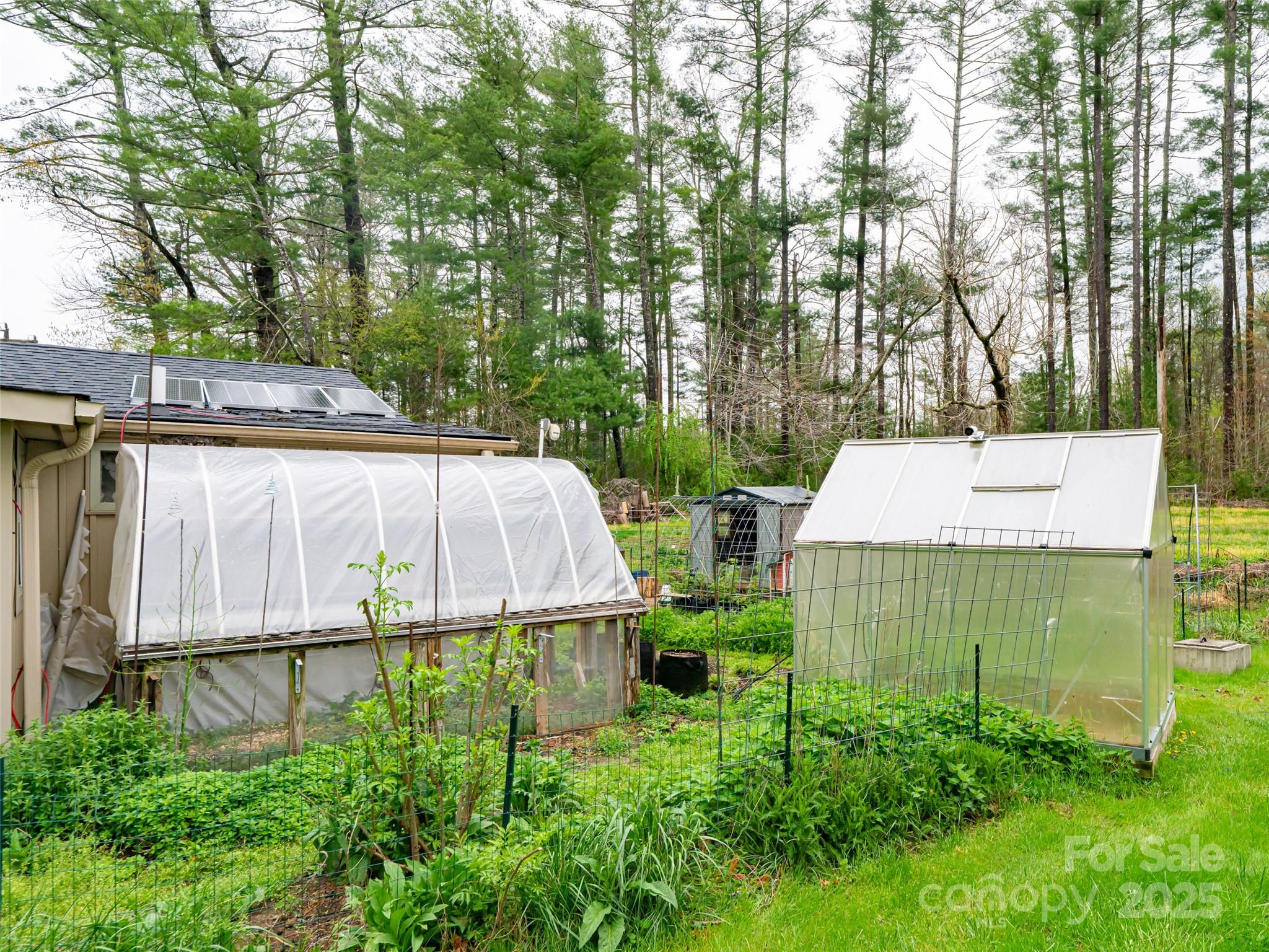621 A,b,c & 623 Price Road Property Photo 22