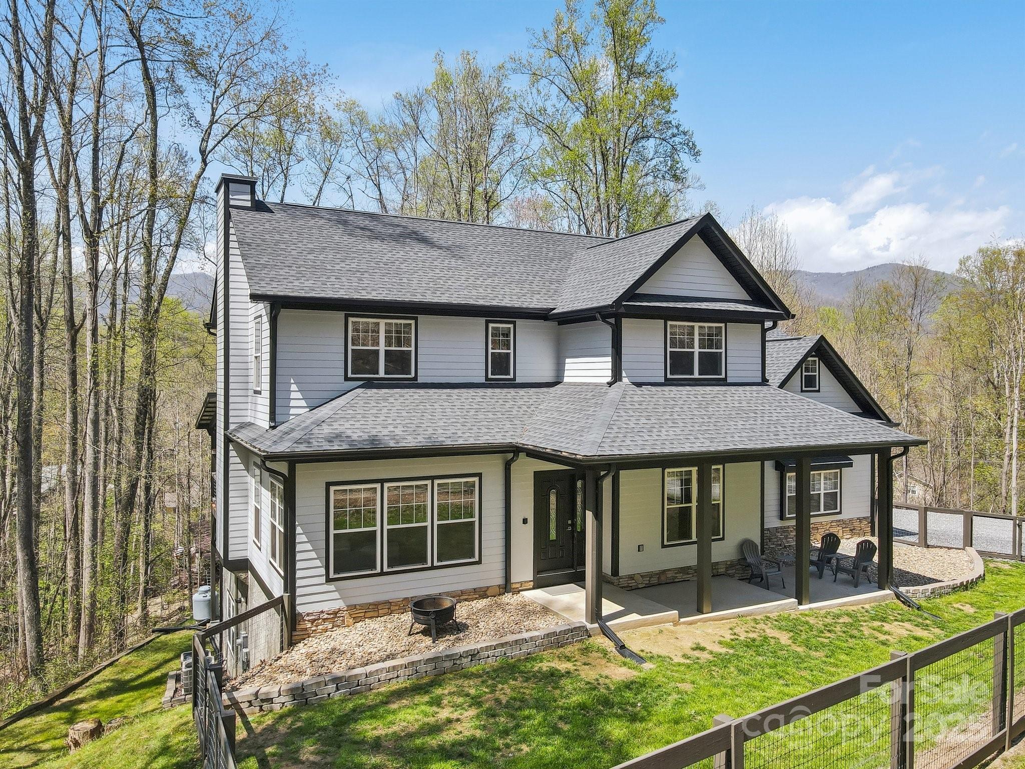 650 Dogwood Drive Property Photo