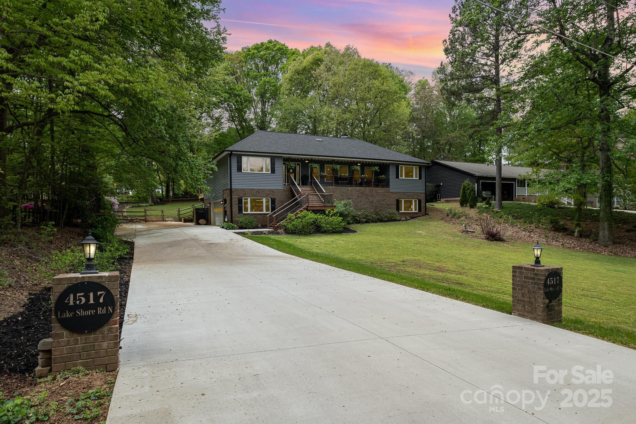 4517 Lake Shore Road Property Photo 3