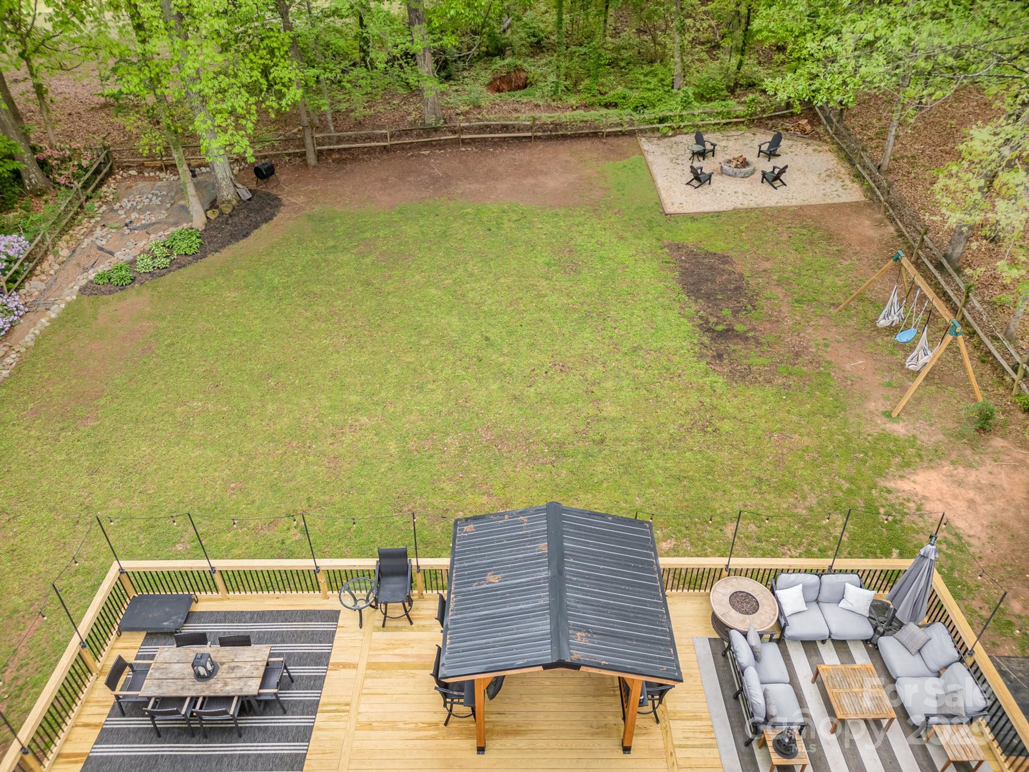 4517 Lake Shore Road Property Photo 4