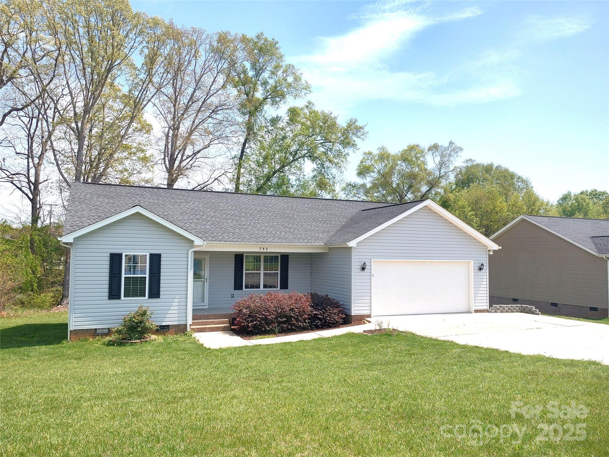 295 Green Meadows Drive Property Photo
