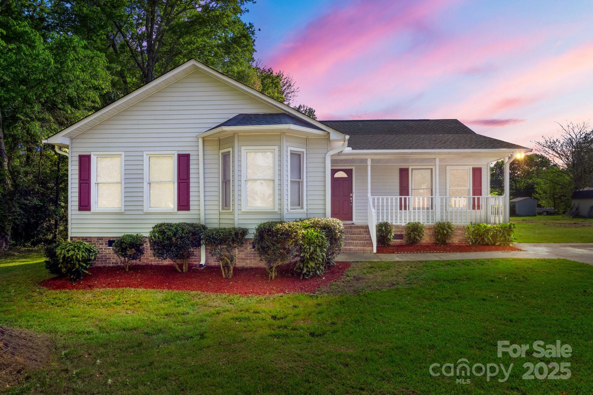 1325 Red Oaks Drive Property Photo