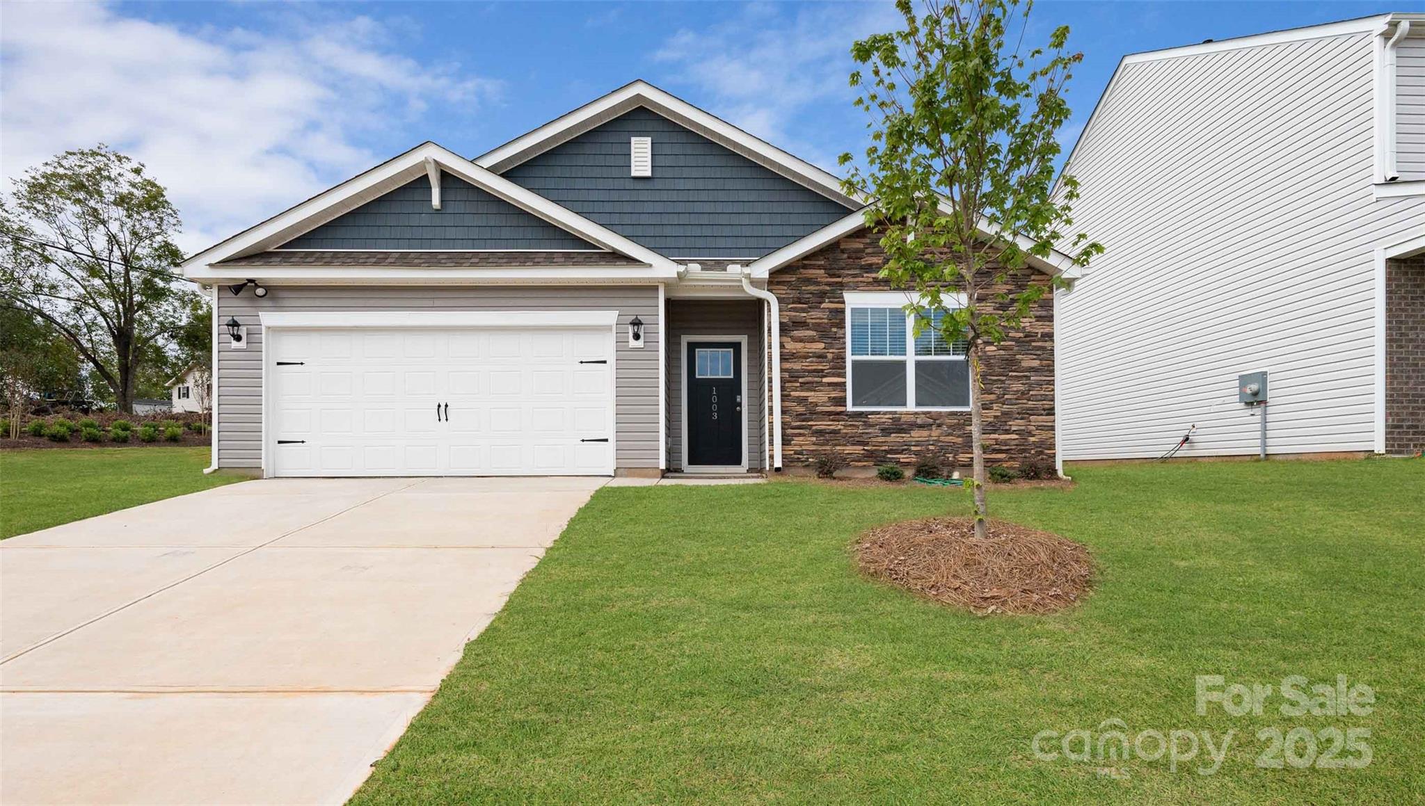 25 Valleywood Drive Property Photo 1