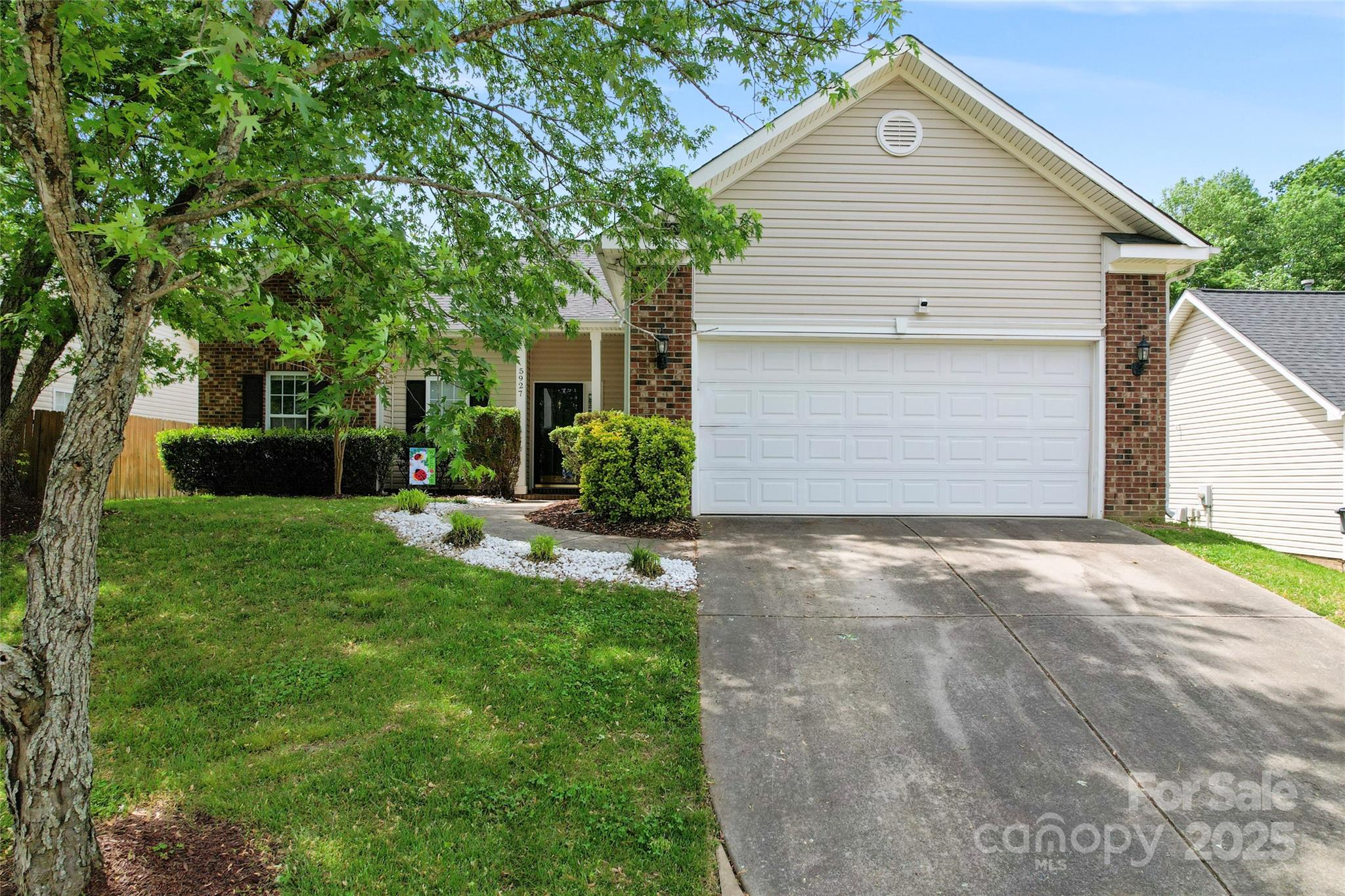 5927 Patricia Ryan Drive Property Photo