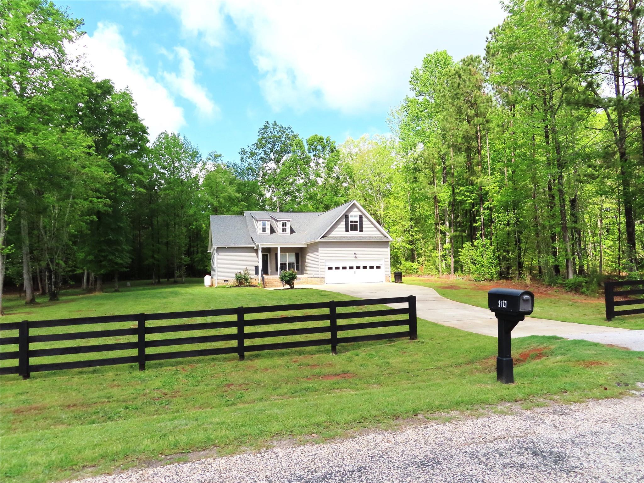 2127 Cedar Road Property Photo