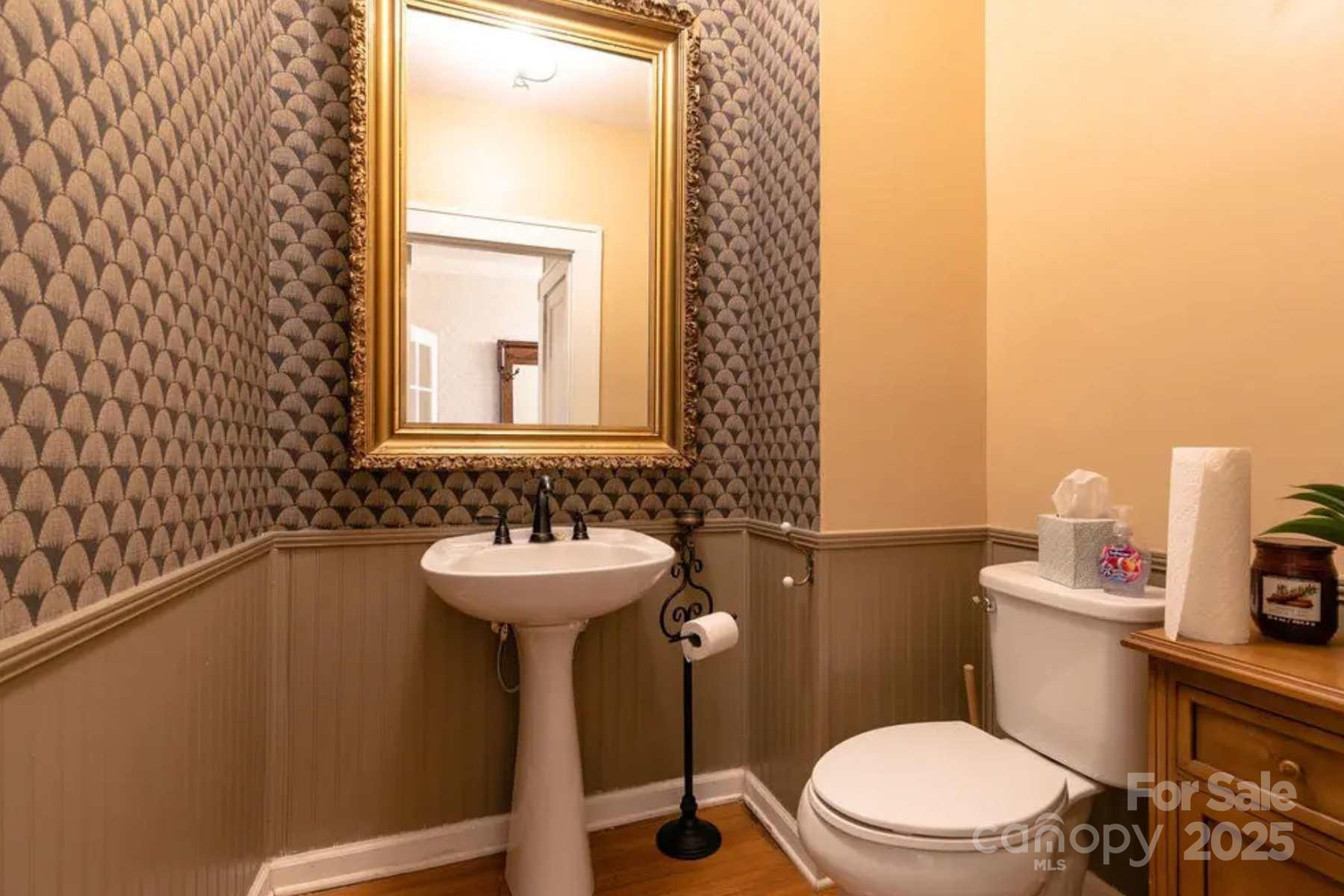 88 S Main Street Property Photo 12