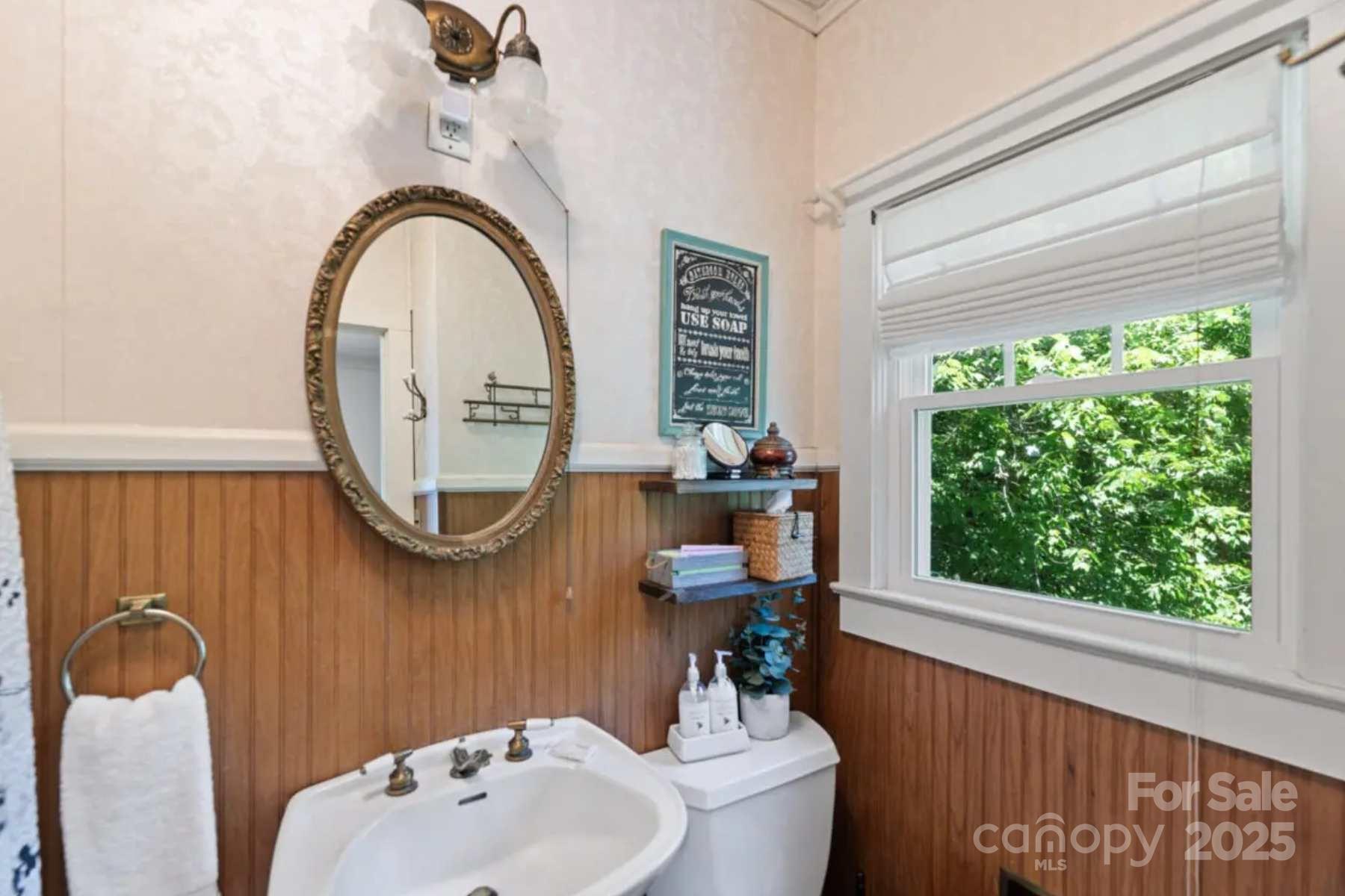 88 S Main Street Property Photo 22