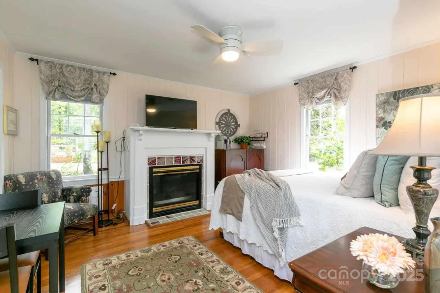 88 S Main Street Property Photo 43