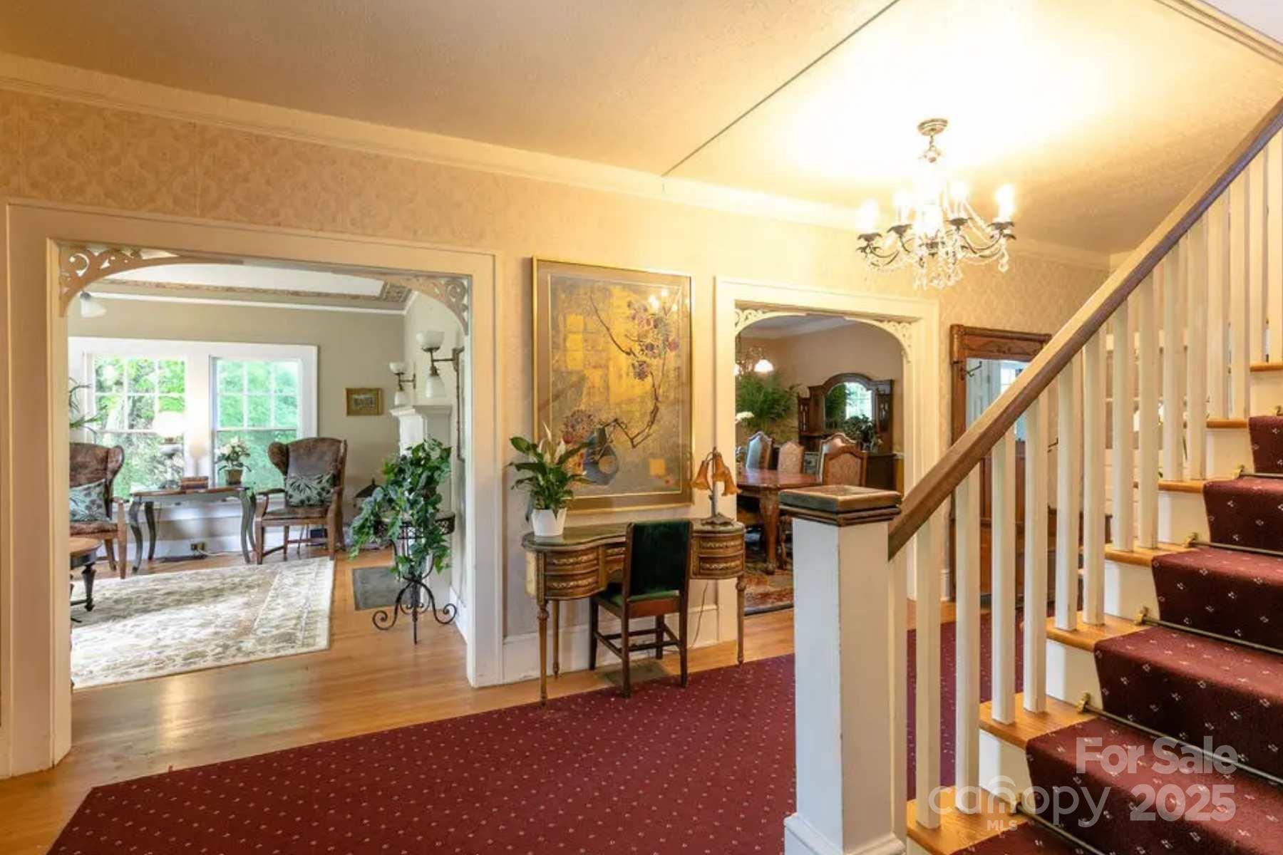 88 S Main Street Property Photo 5