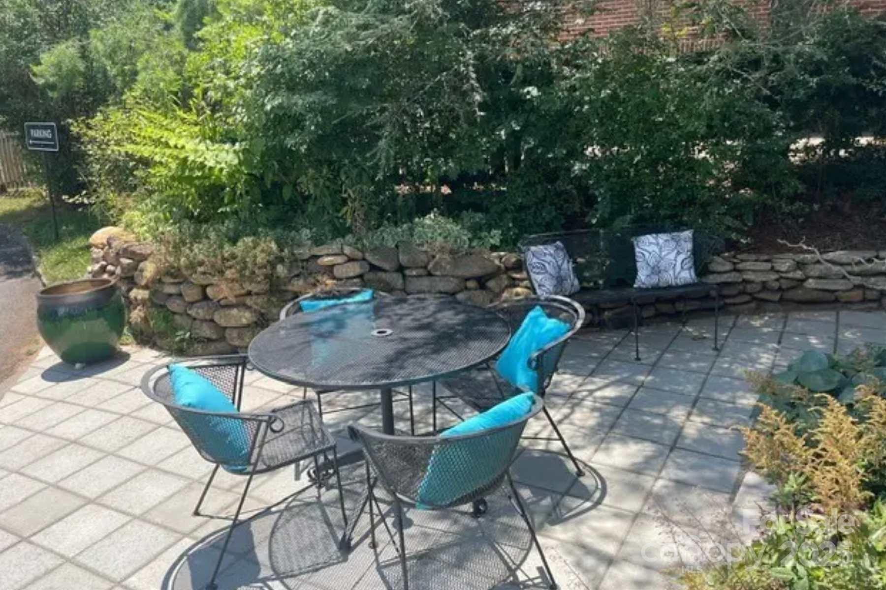 88 S Main Street Property Photo 20