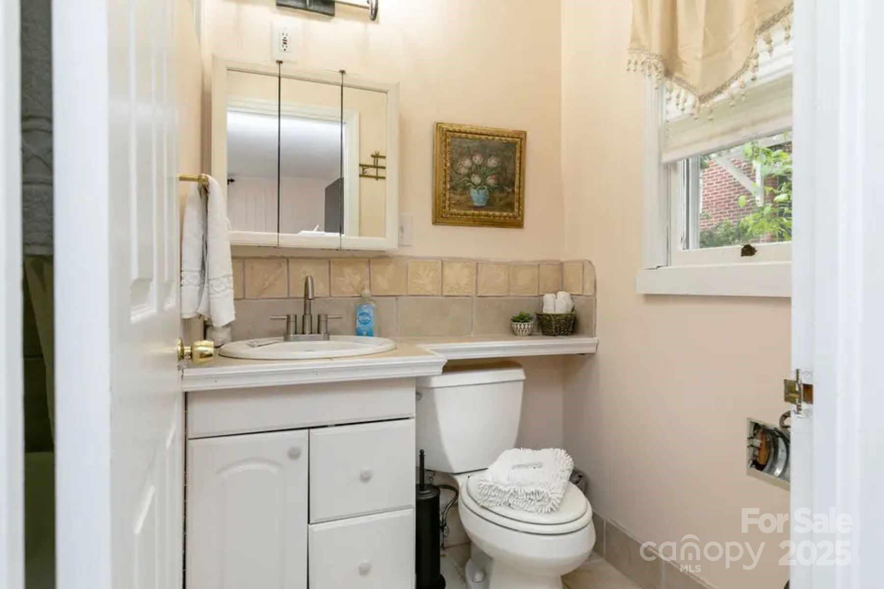 88 S Main Street Property Photo 41
