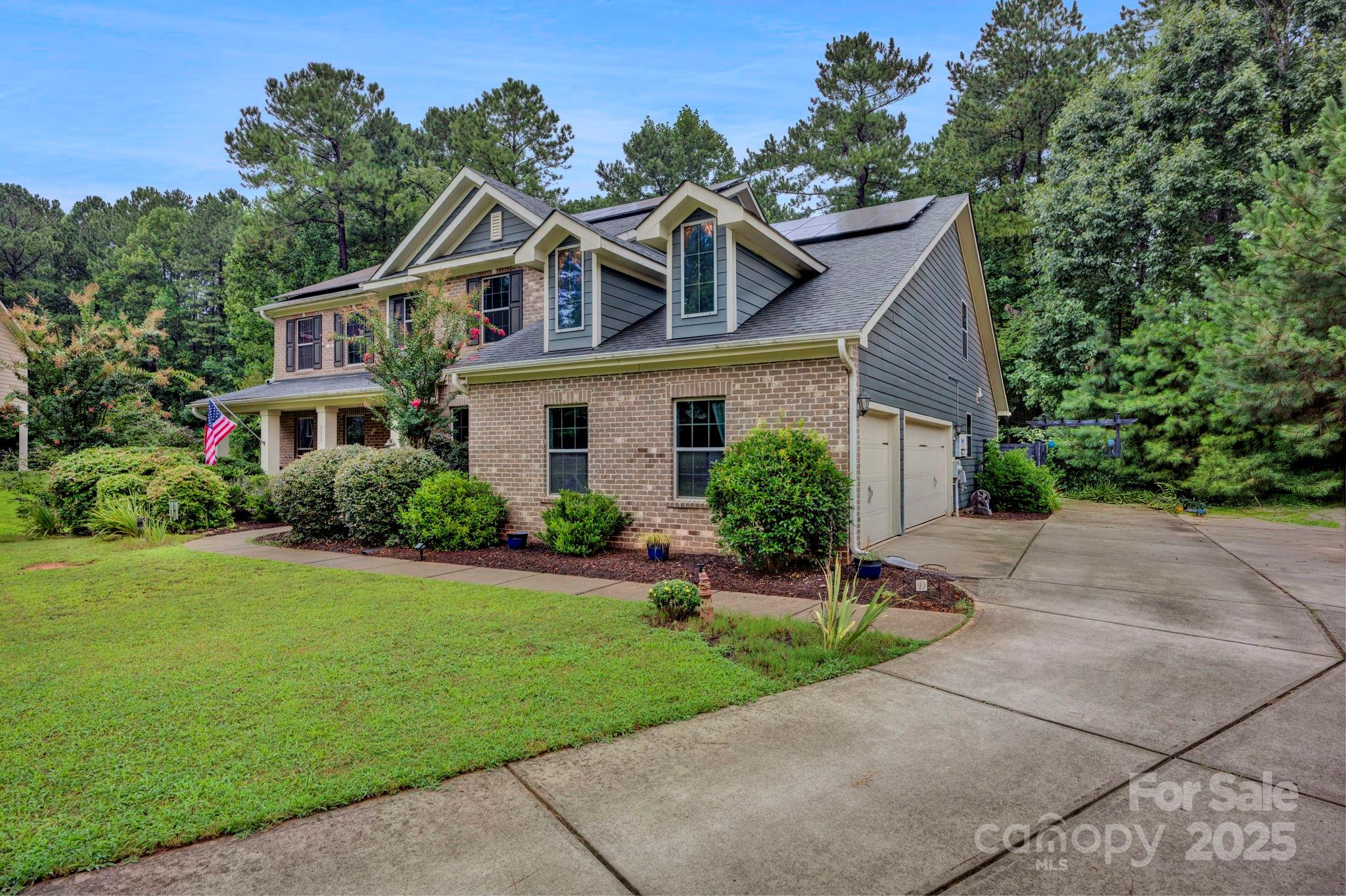 111 St Sophia Court Property Photo 2