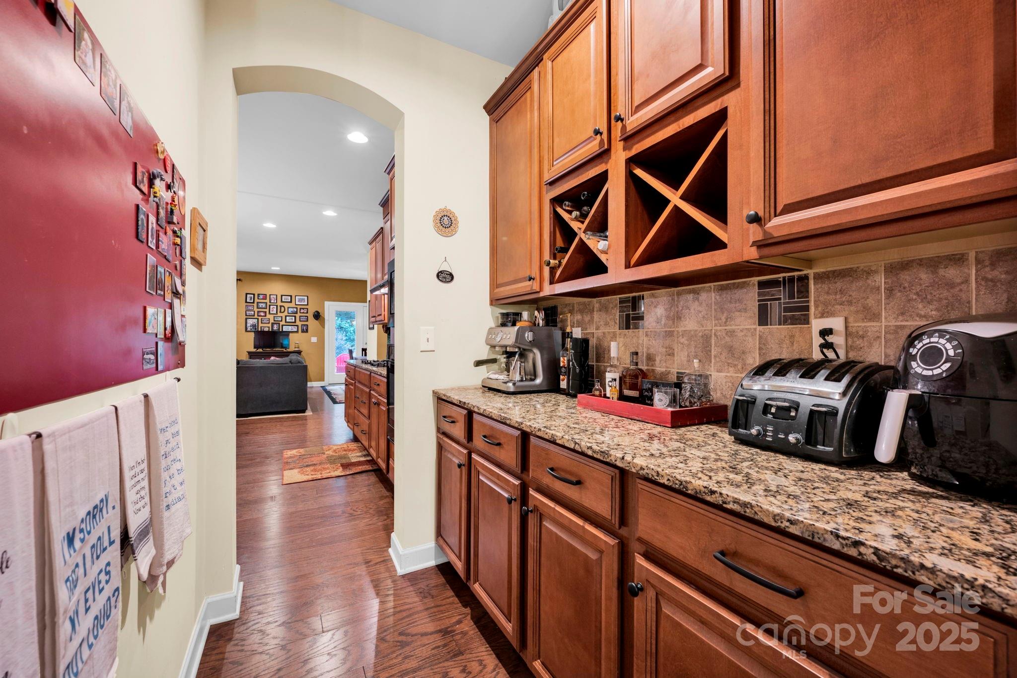 111 St Sophia Court Property Photo 9