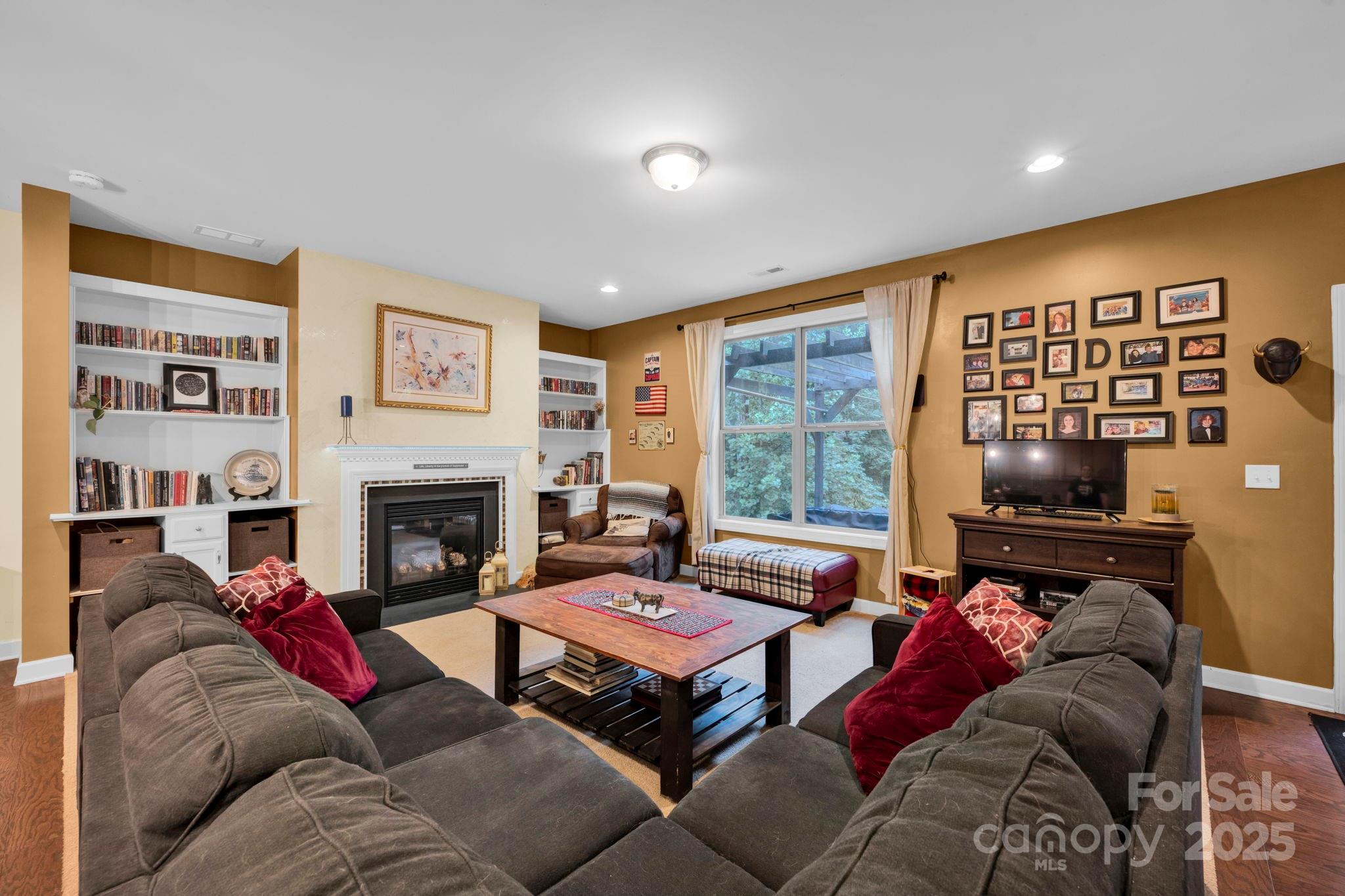 111 St Sophia Court Property Photo 15