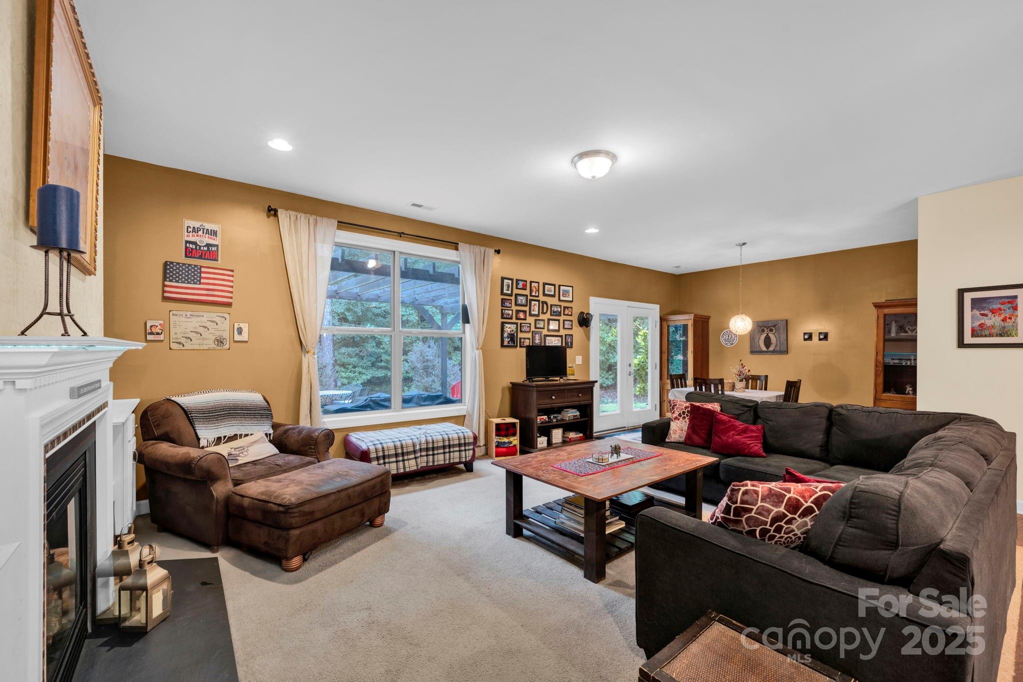 111 St Sophia Court Property Photo 16