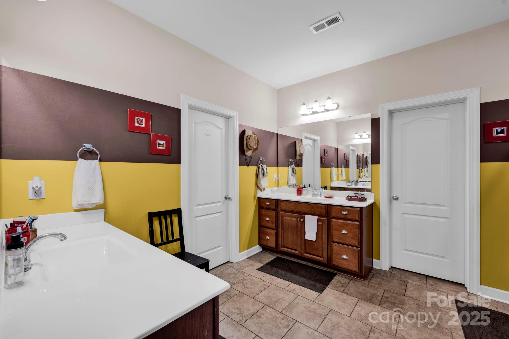 111 St Sophia Court Property Photo 22