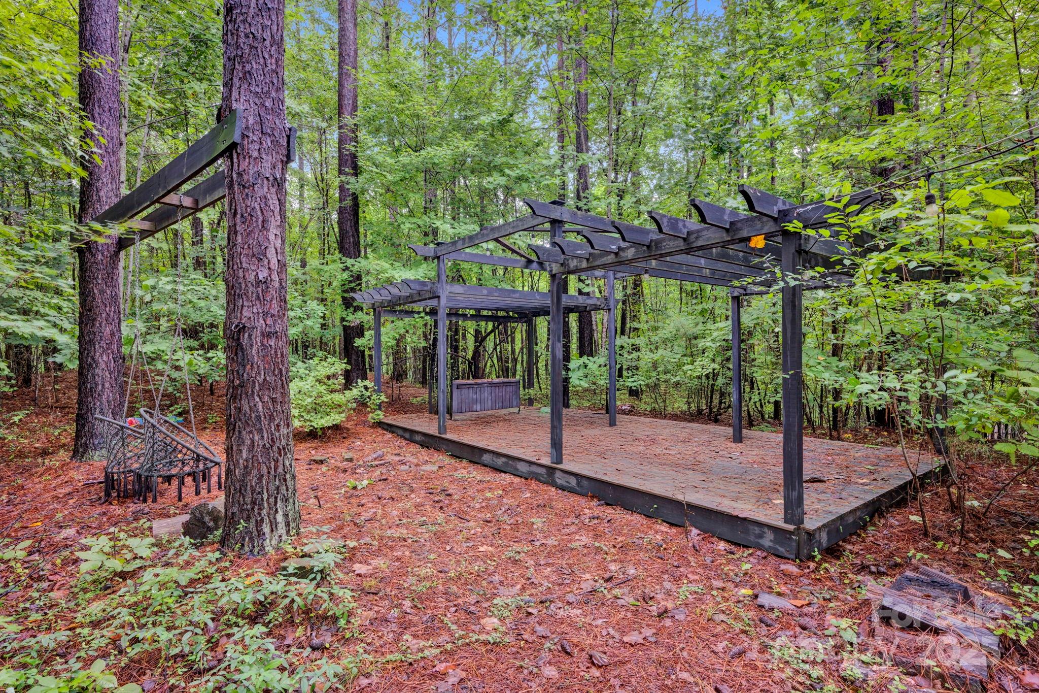 111 St Sophia Court Property Photo 35