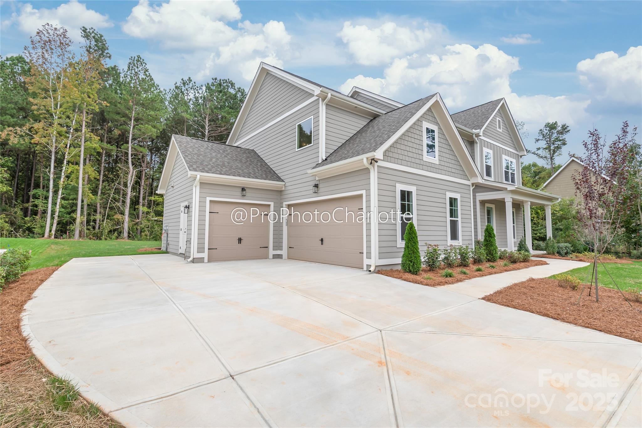 117 Blackbeard Lane Property Photo 3