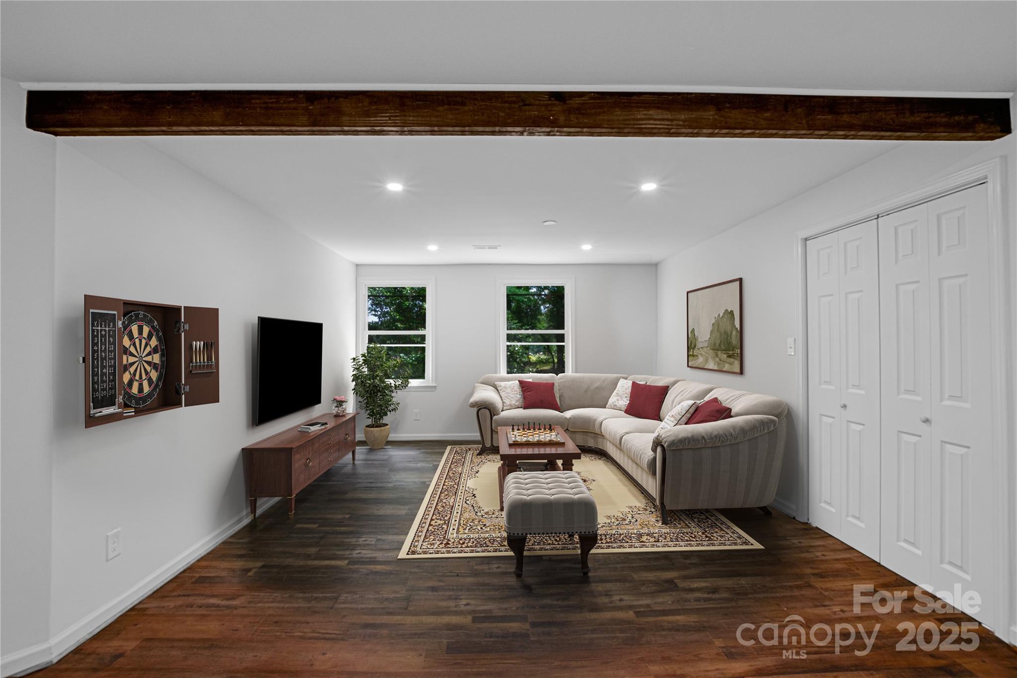 2601 Pinewood Road Property Photo 13